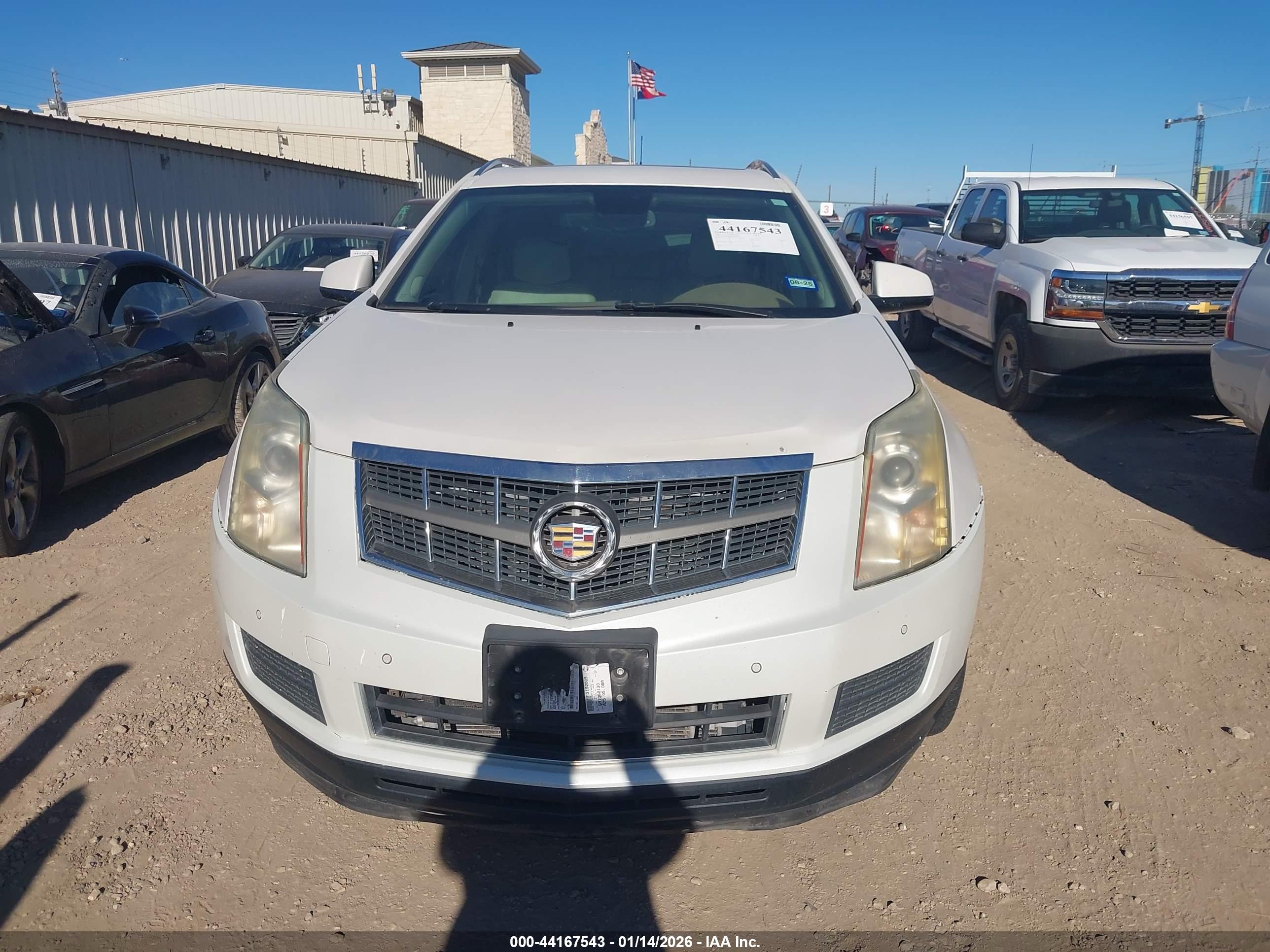 CADILLAC SRX image 6