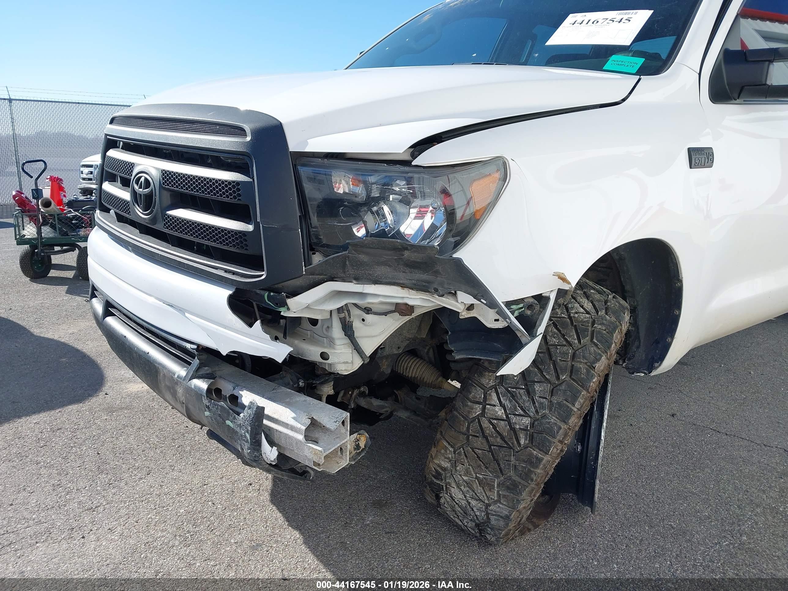 TOYOTA TUNDRA image 6