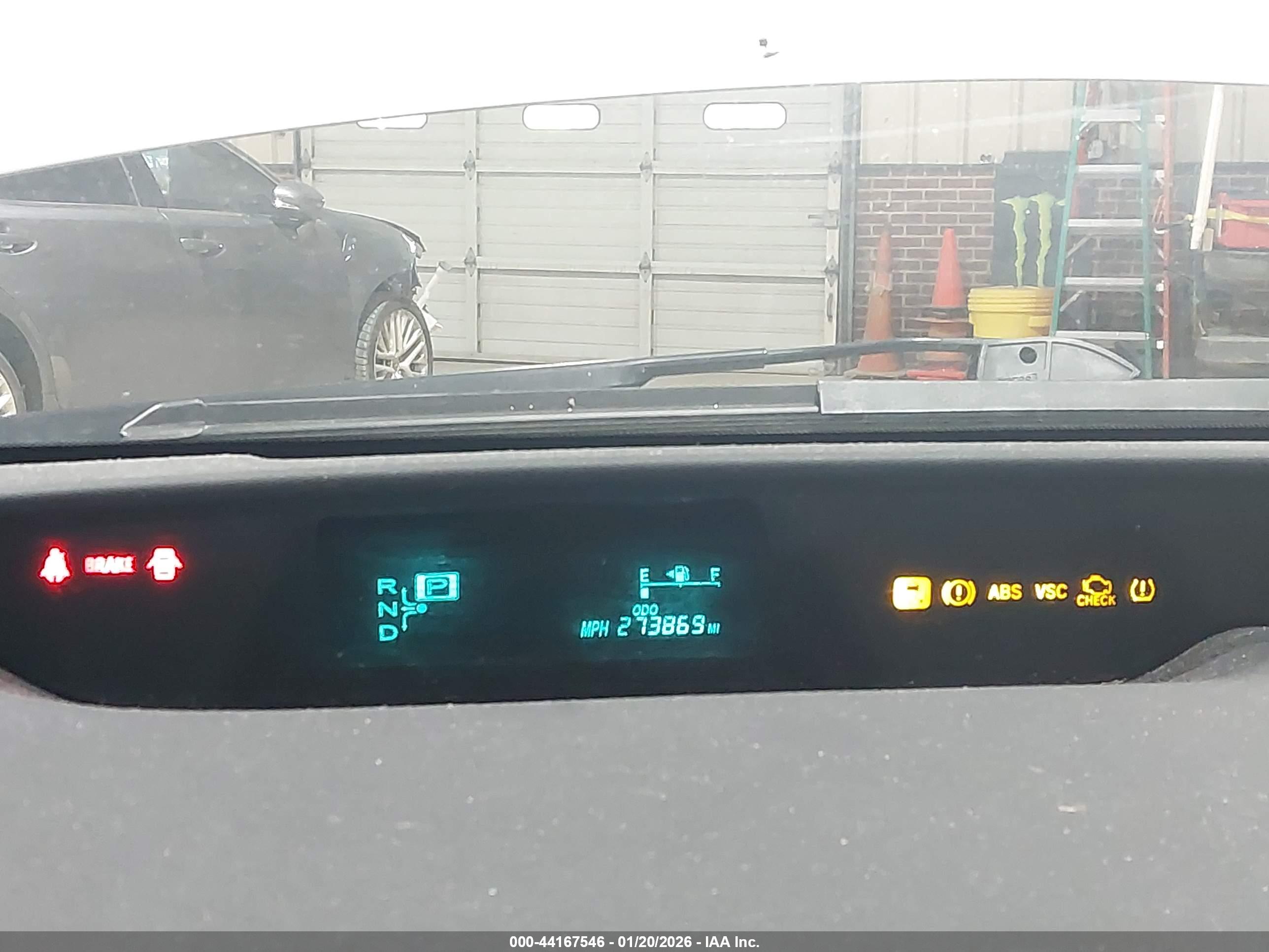 TOYOTA PRIUS image 7