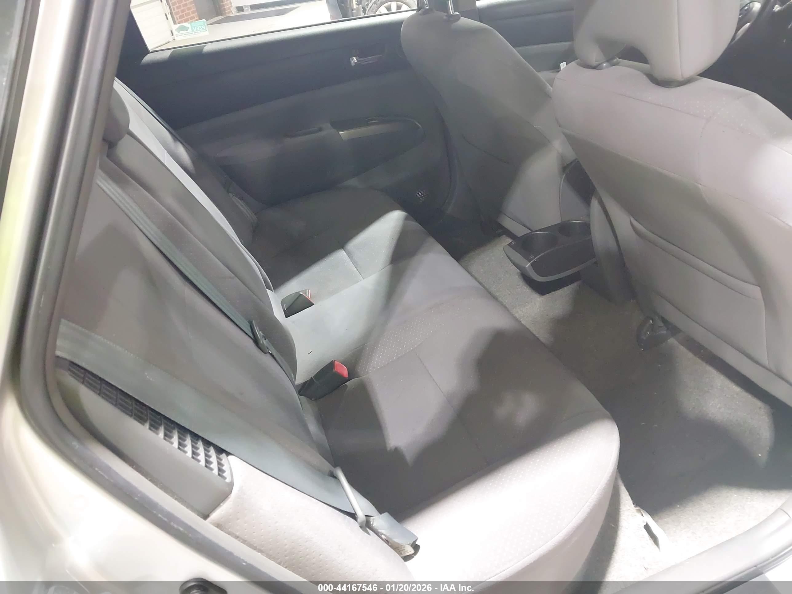 TOYOTA PRIUS image 8