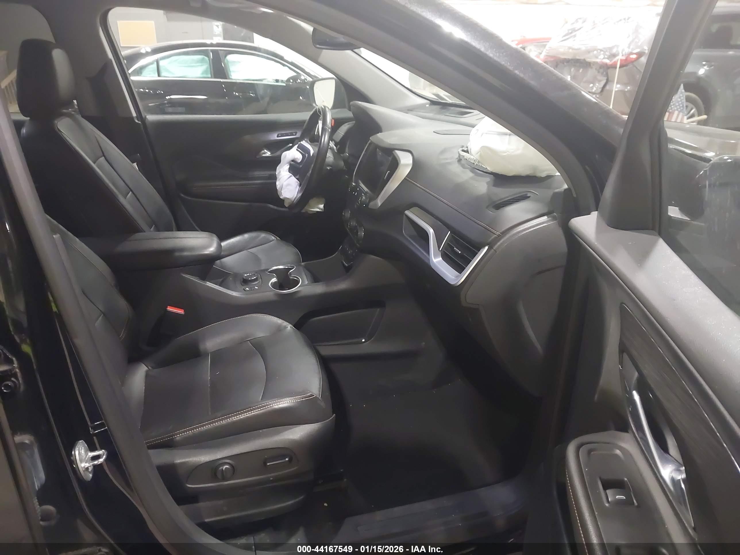 GMC TERRAIN image 5