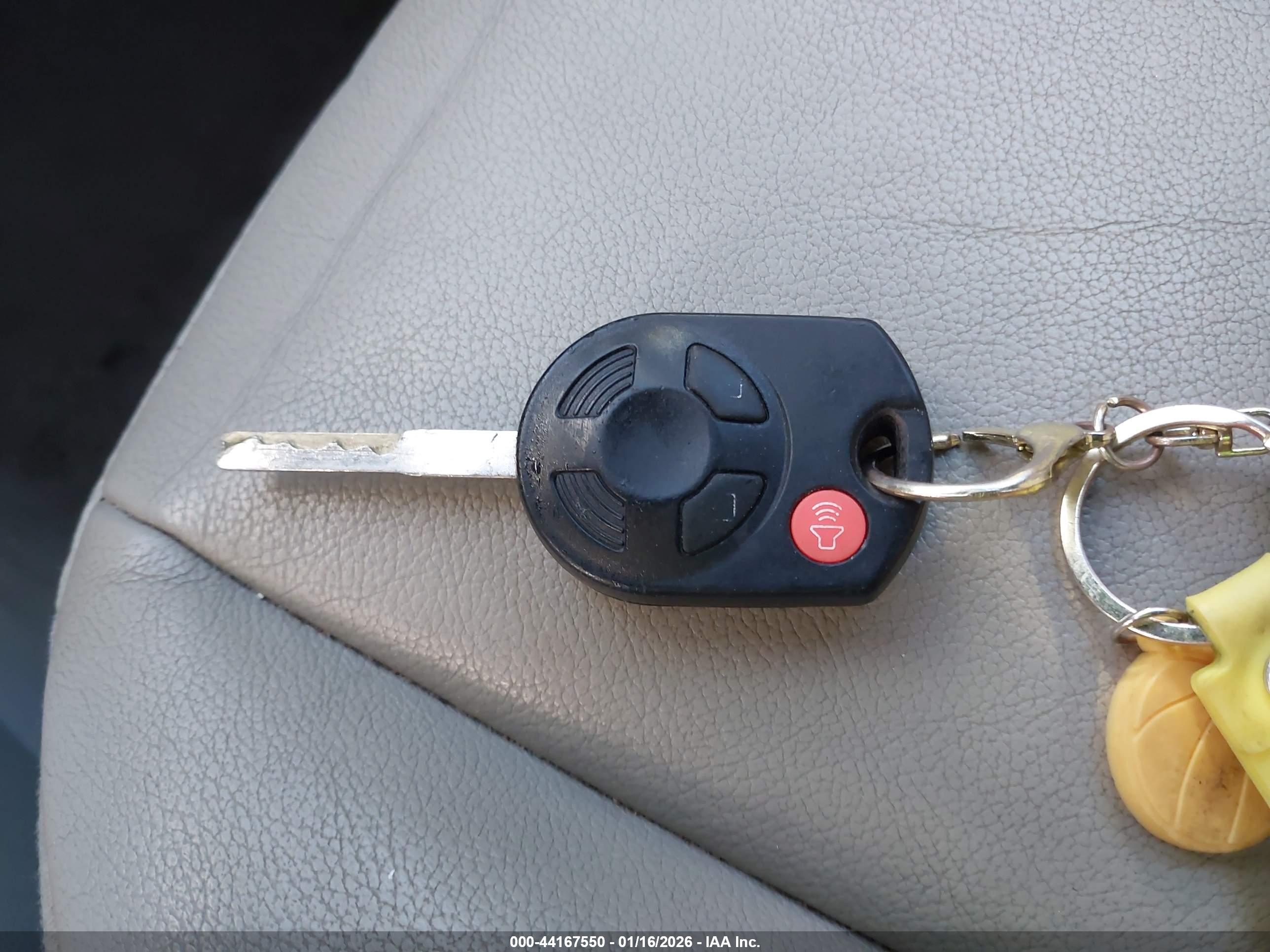 FORD ESCAPE image 11
