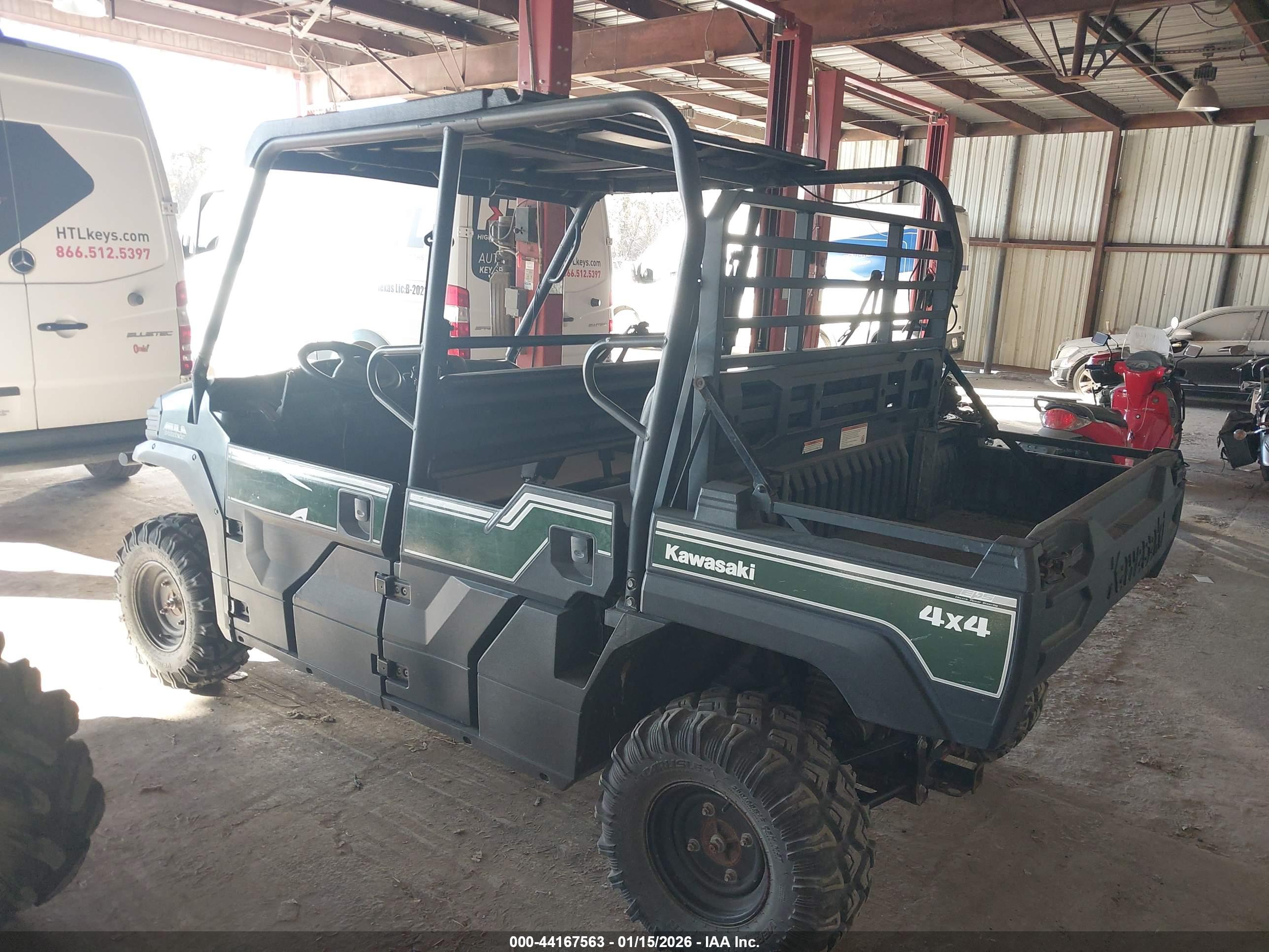 KAWASAKI KAF820 image 3