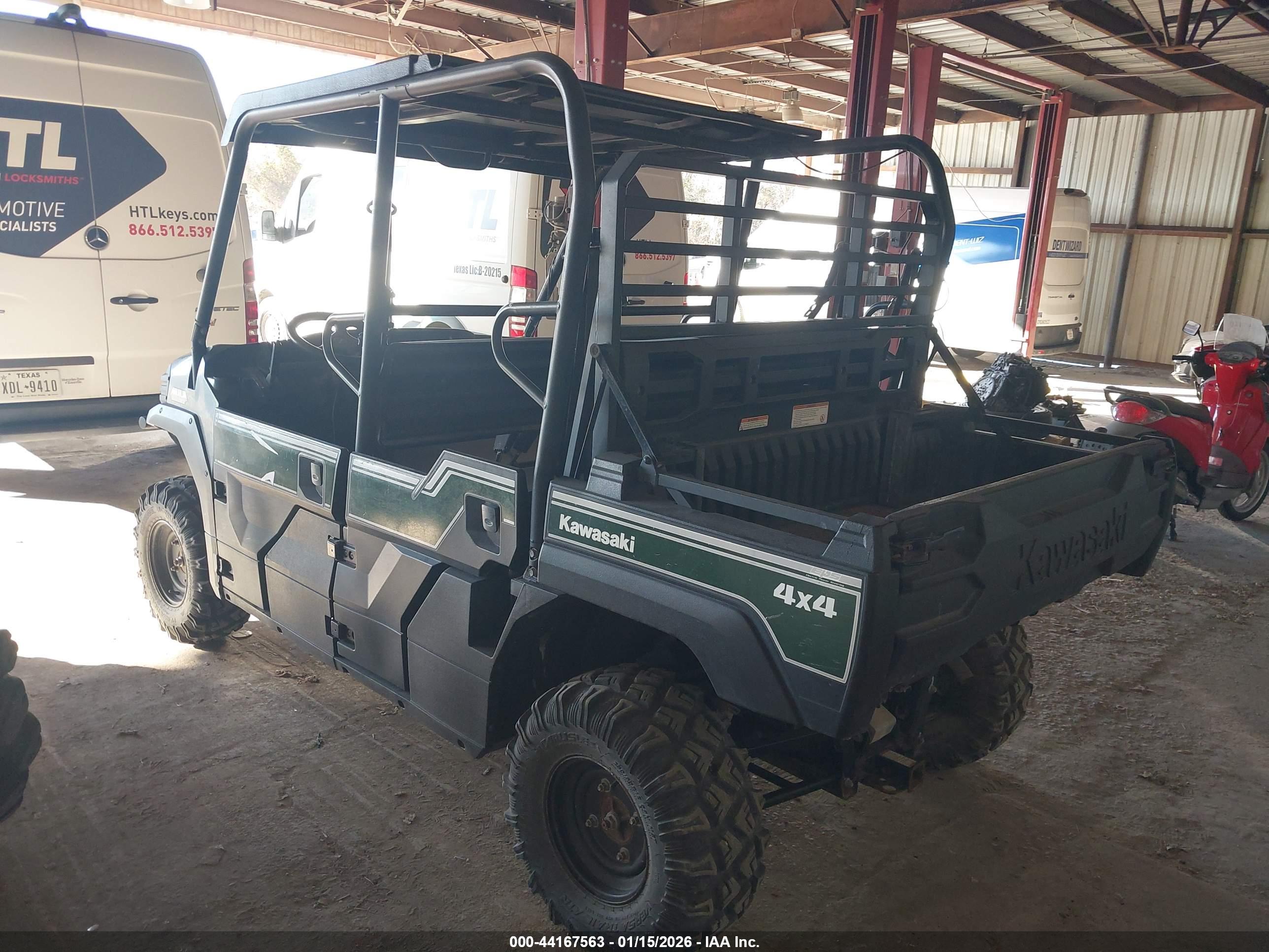 KAWASAKI KAF820 image 4