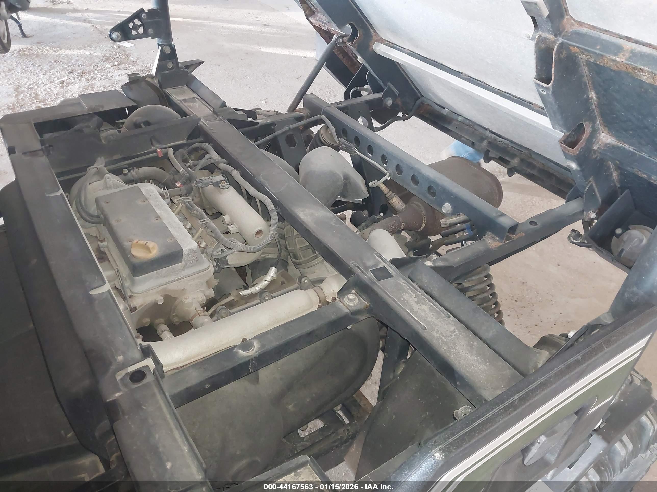 KAWASAKI KAF820 image 9