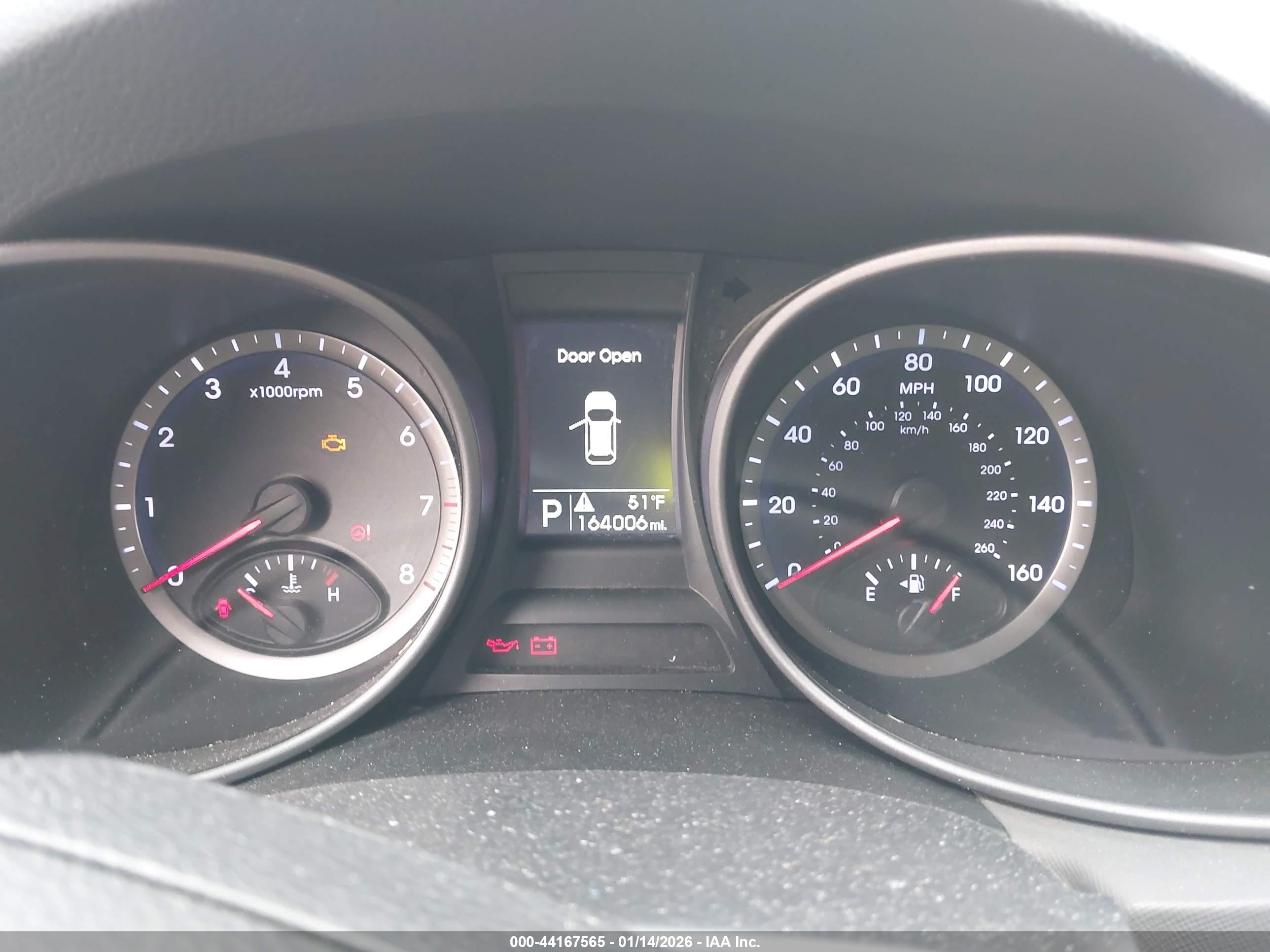 HYUNDAI SANTA image 7