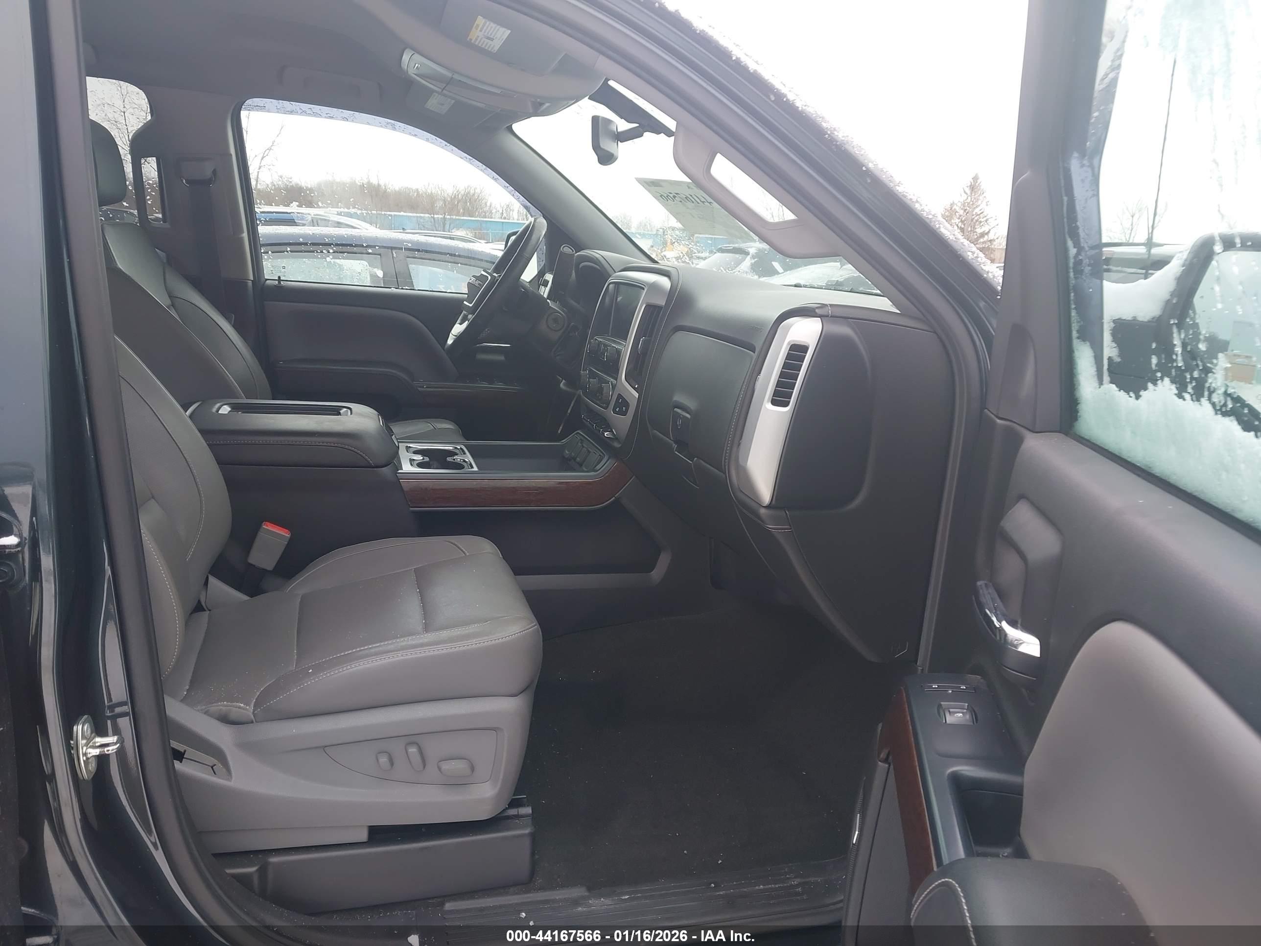 GMC SIERRA image 5