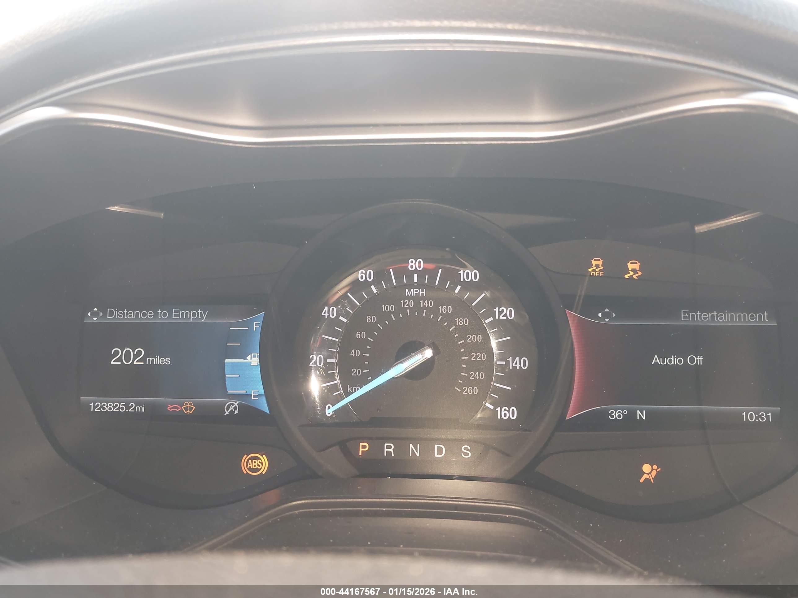 FORD FUSION image 7