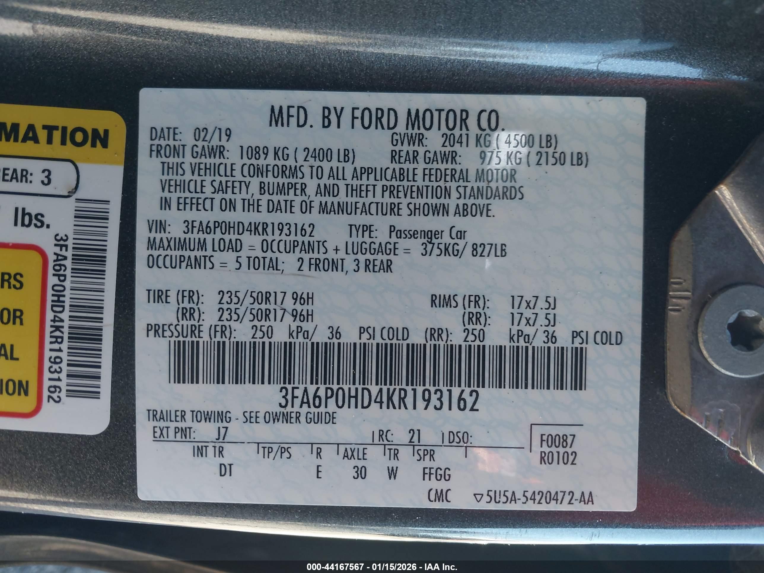 FORD FUSION image 9