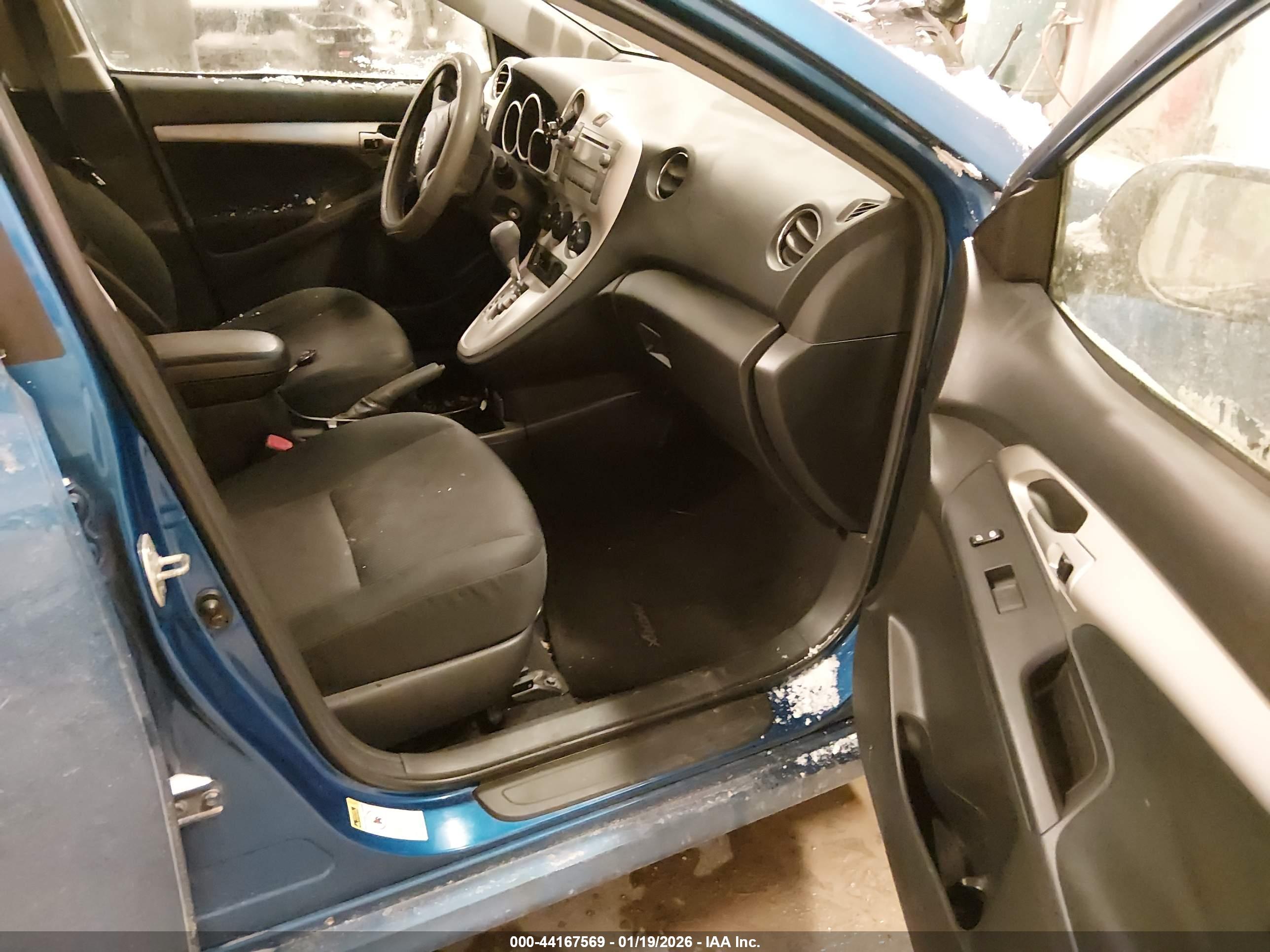 TOYOTA MATRIX image 5