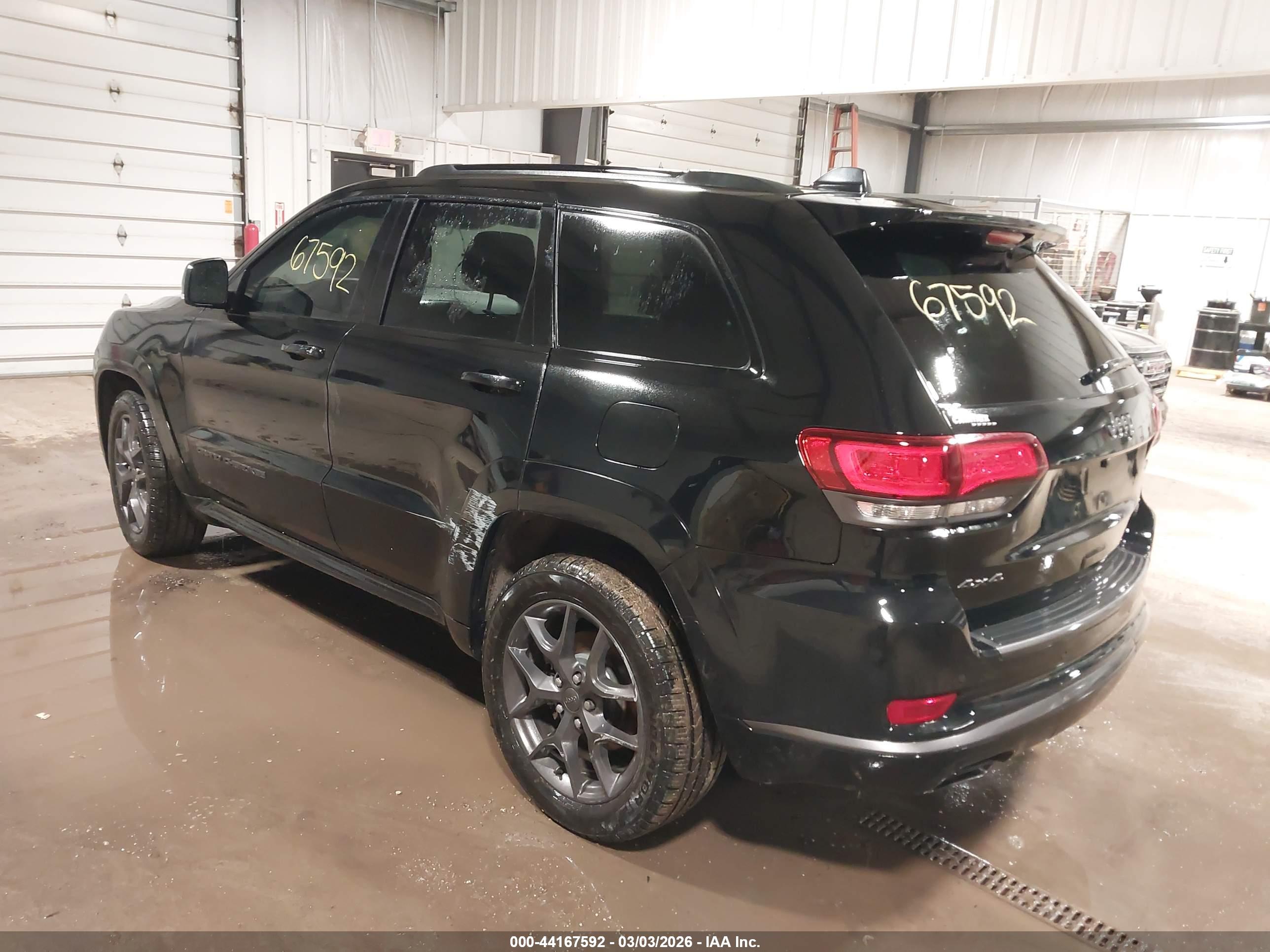JEEP GRAND image 3
