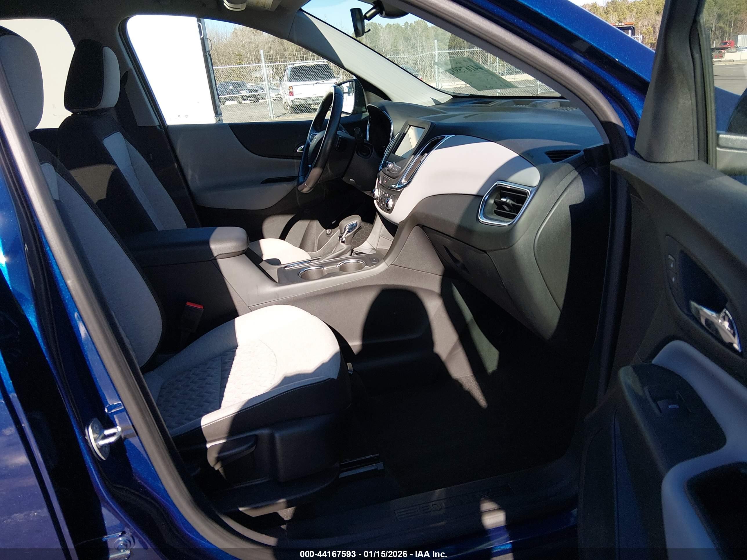 CHEVROLET EQUINOX image 5
