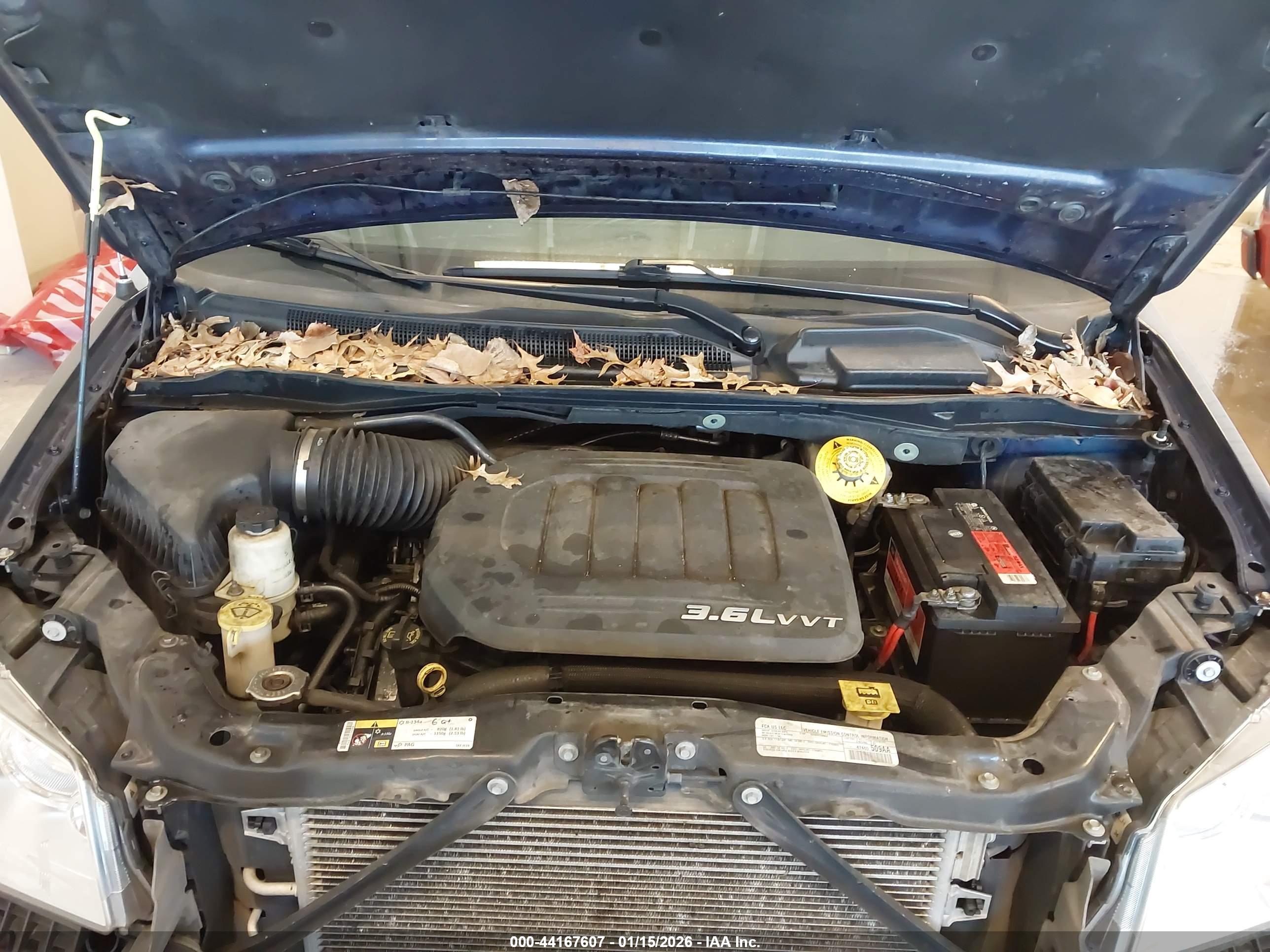 CHRYSLER TOWN image 10