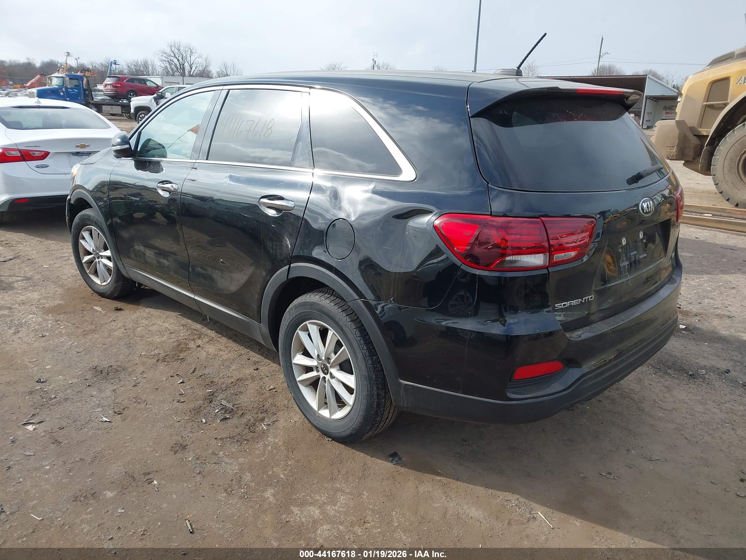 KIA SORENTO image 3