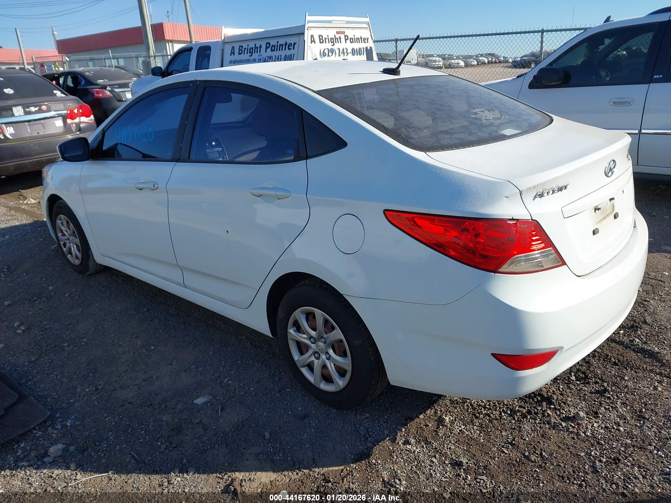 HYUNDAI ACCENT image 3