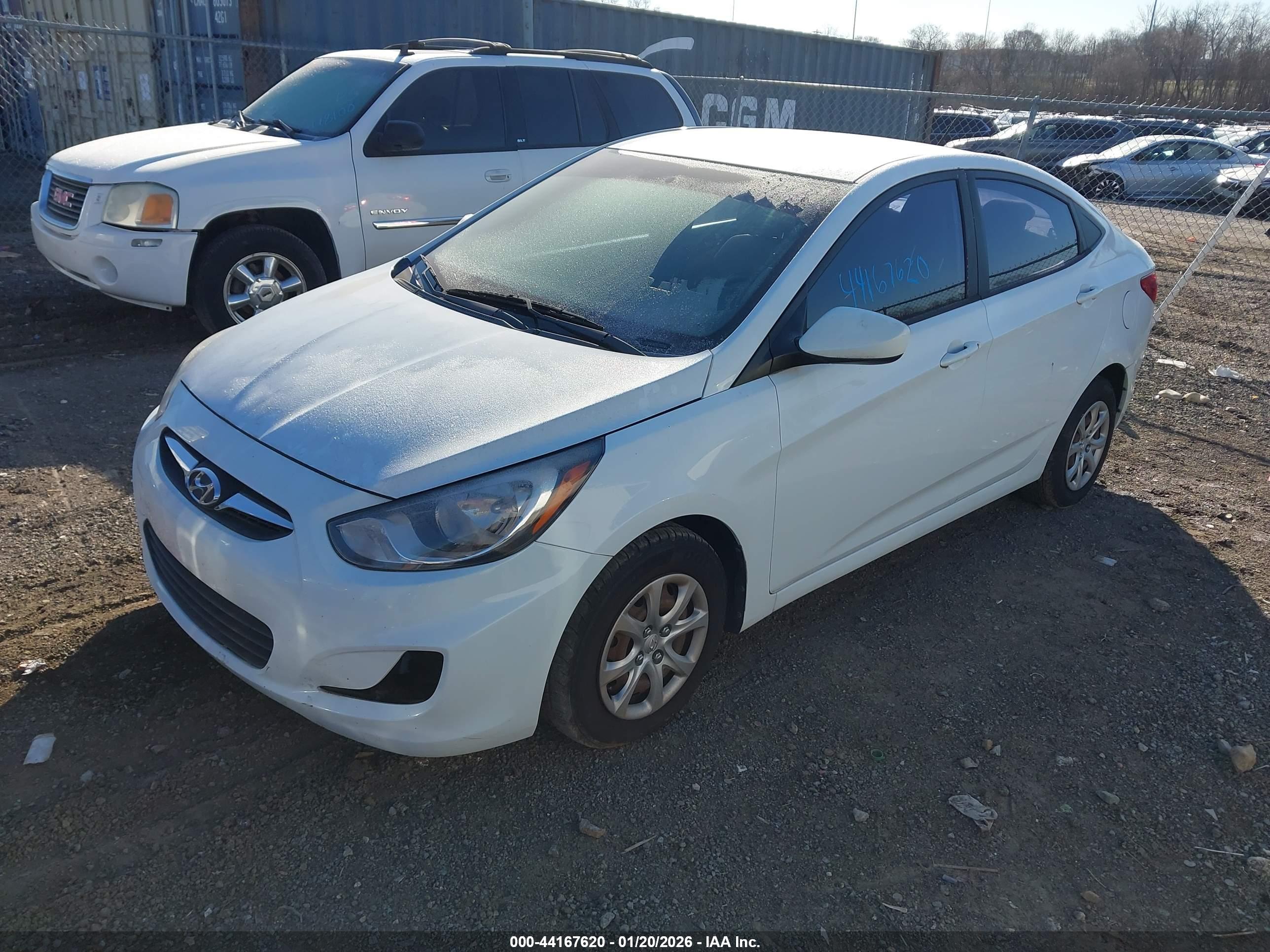 HYUNDAI ACCENT image 6