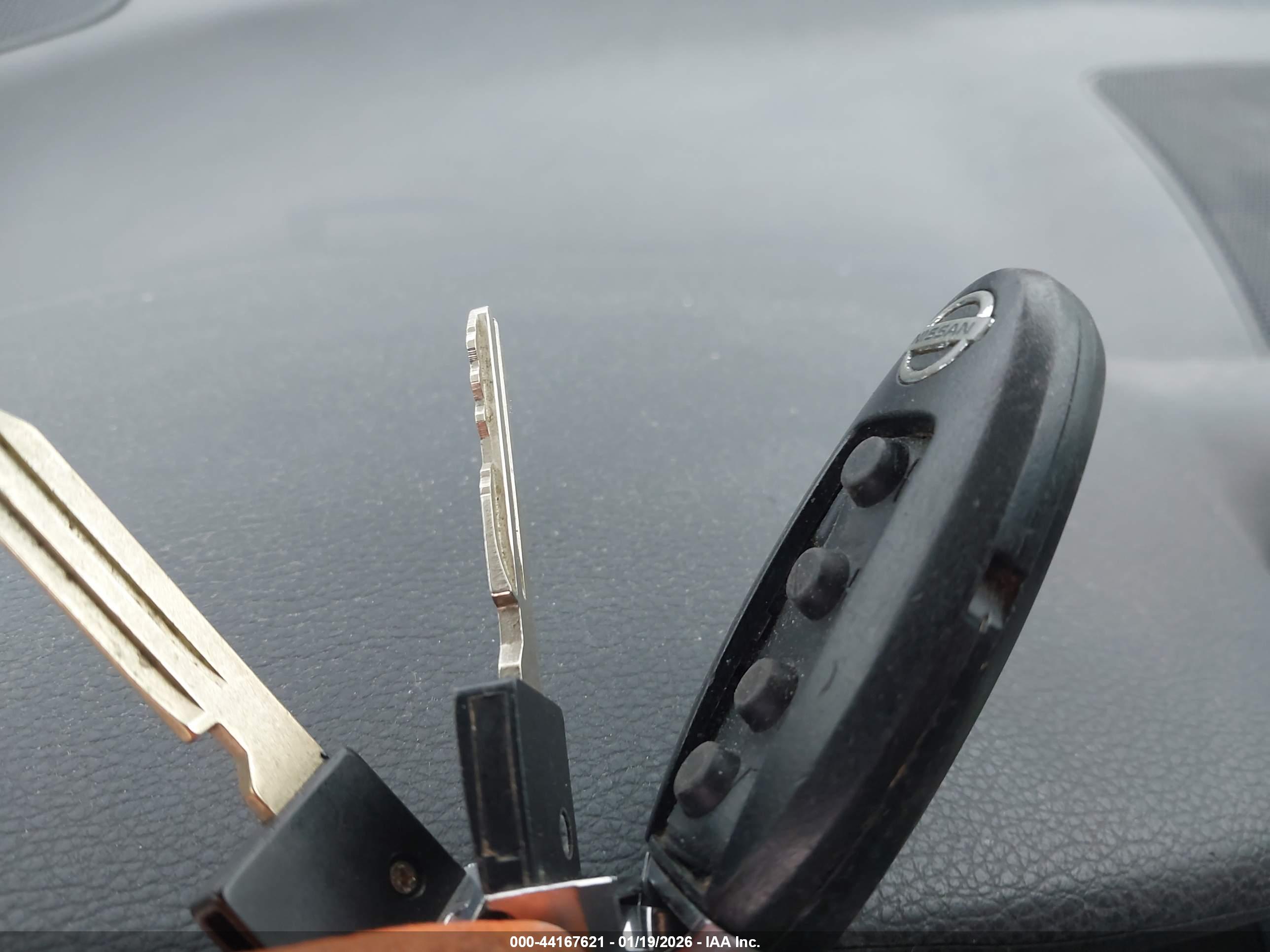 NISSAN MURANO image 11