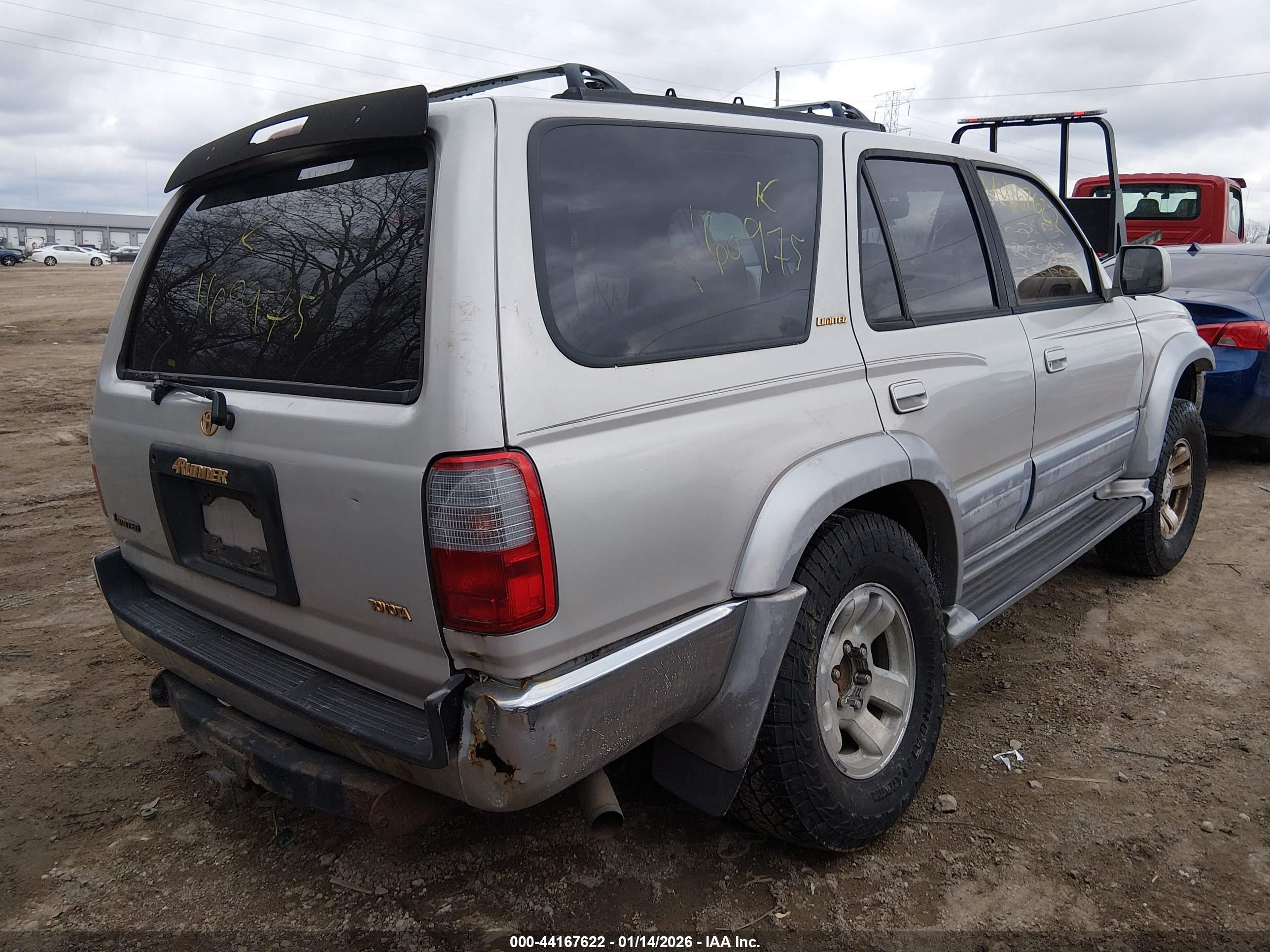 TOYOTA 4RUNNER image 4