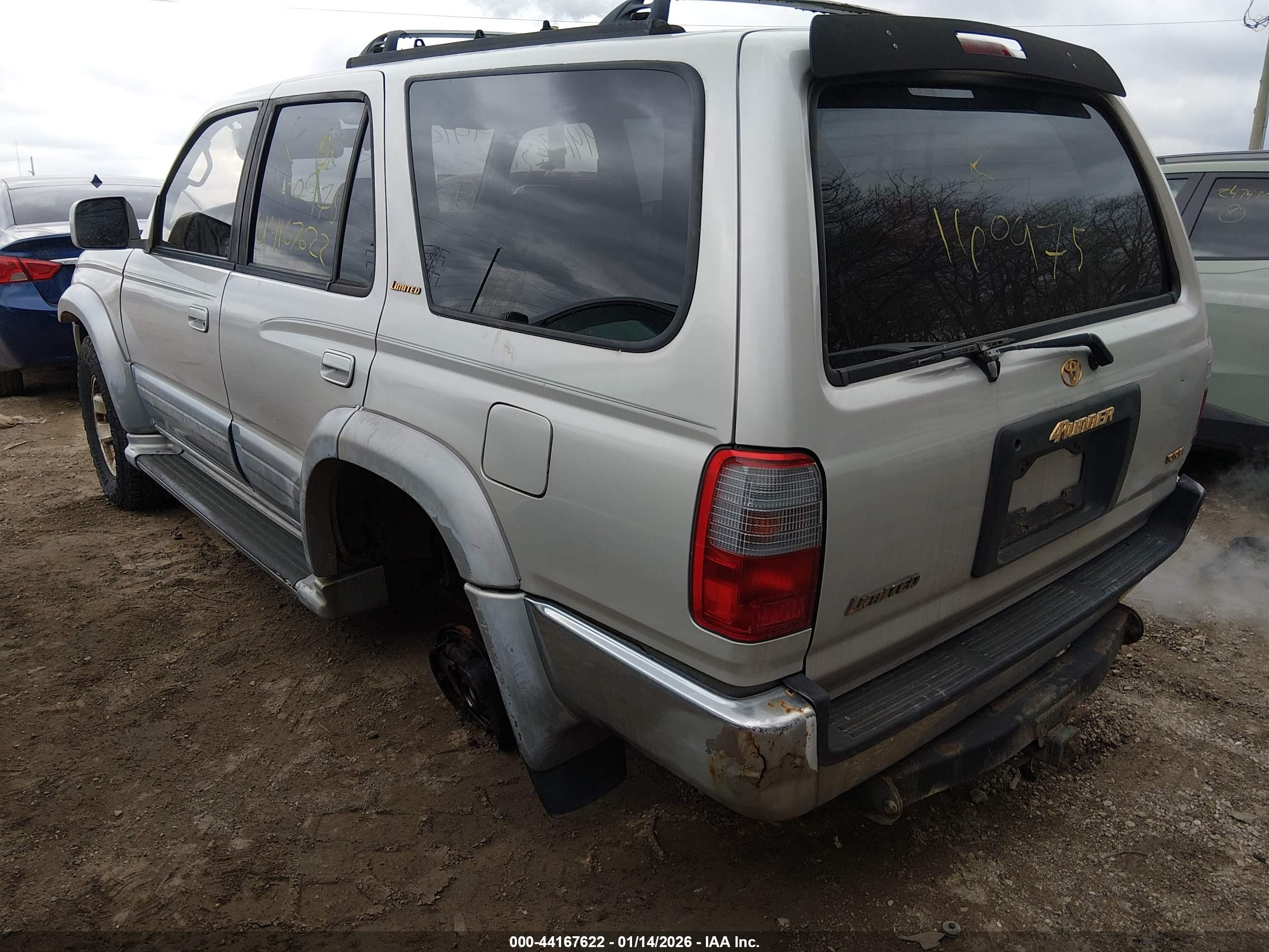 TOYOTA 4RUNNER image 6