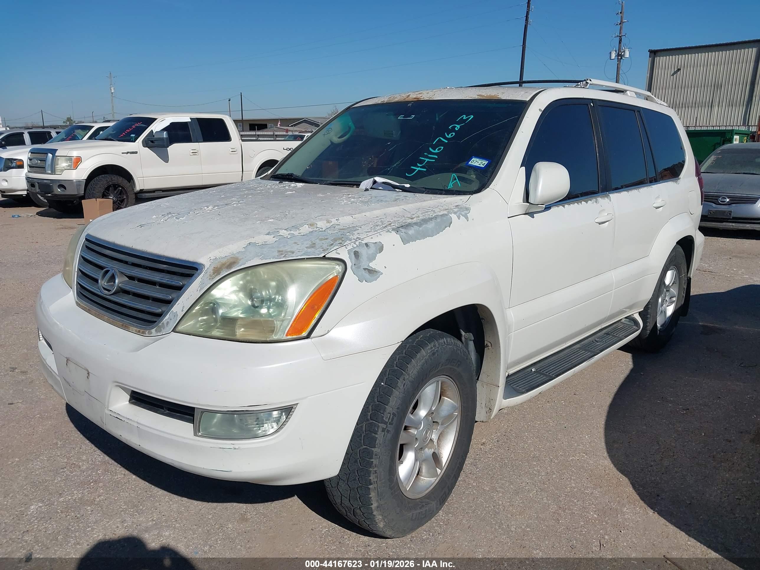 LEXUS GX image 2