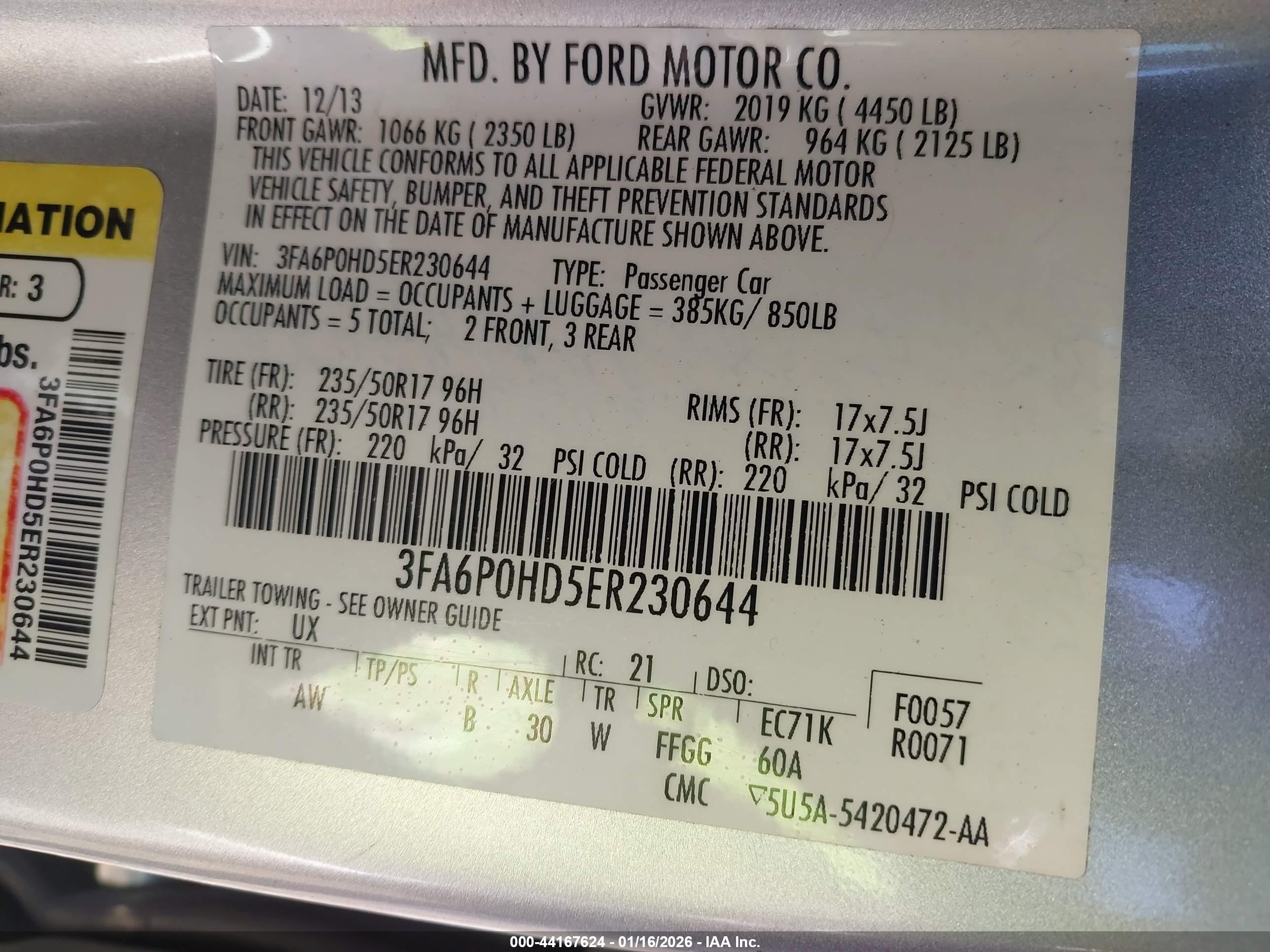 FORD FUSION image 9