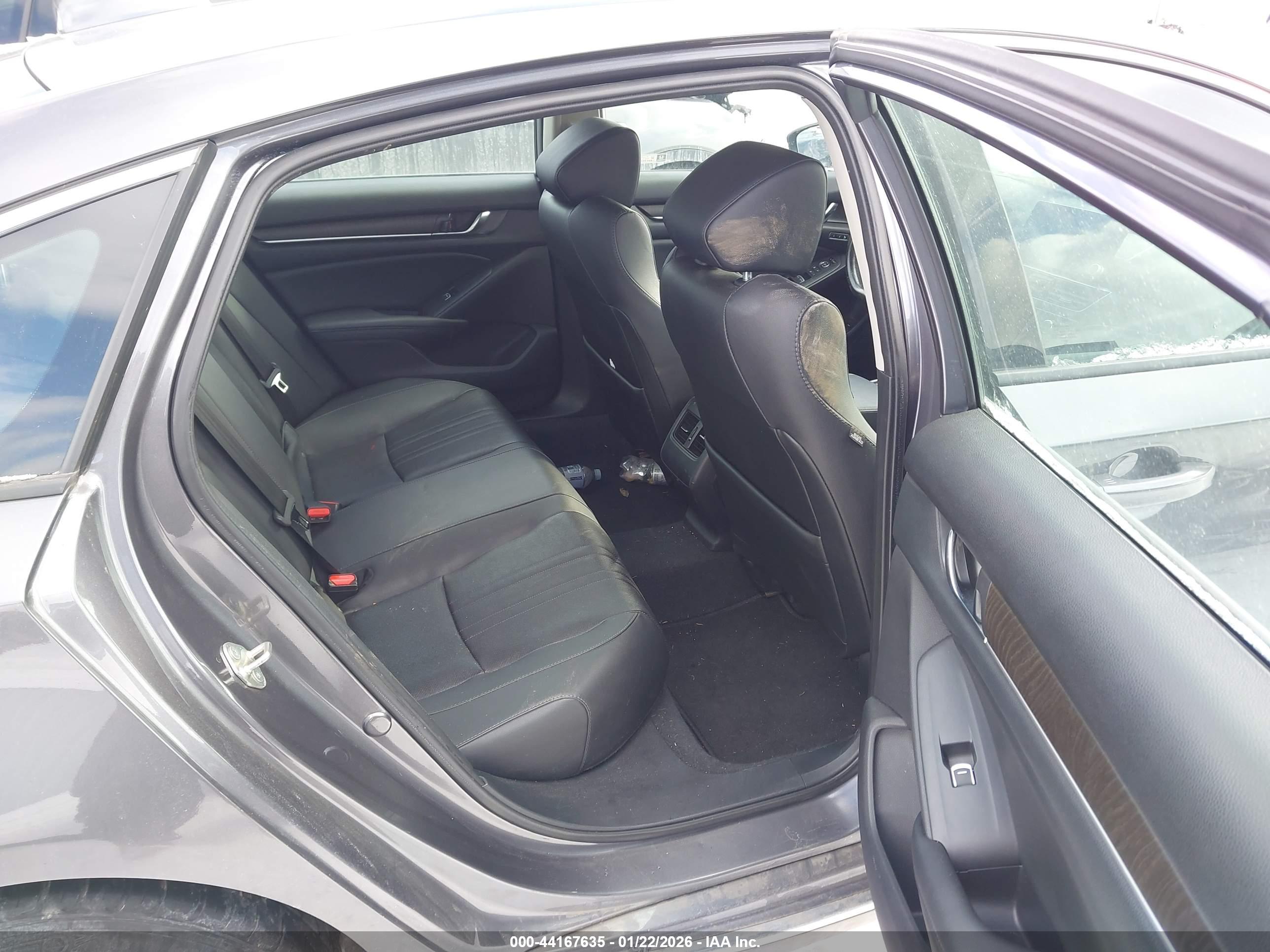 HONDA ACCORD image 8