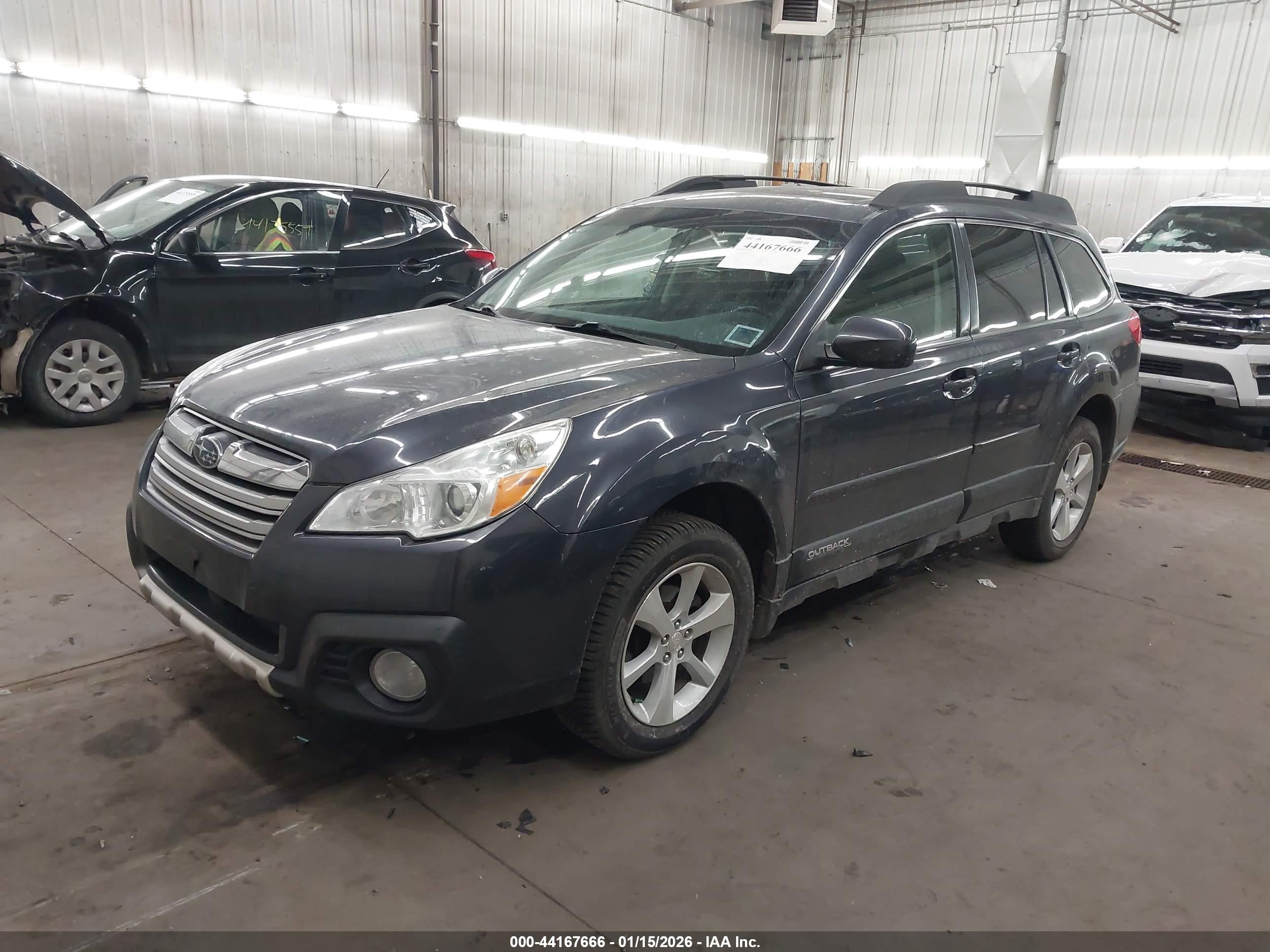 SUBARU OUTBACK image 2