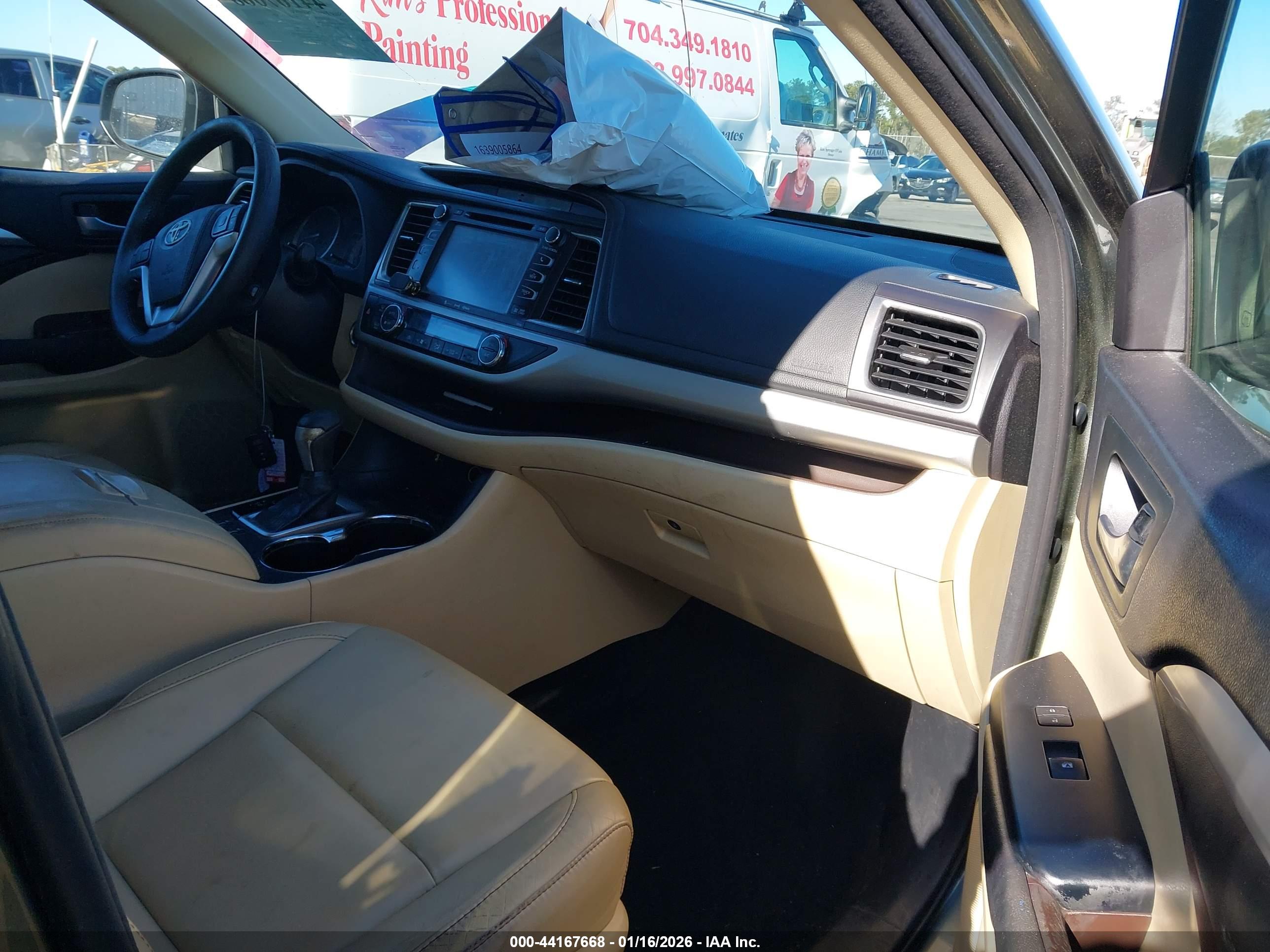TOYOTA HIGHLANDER image 5