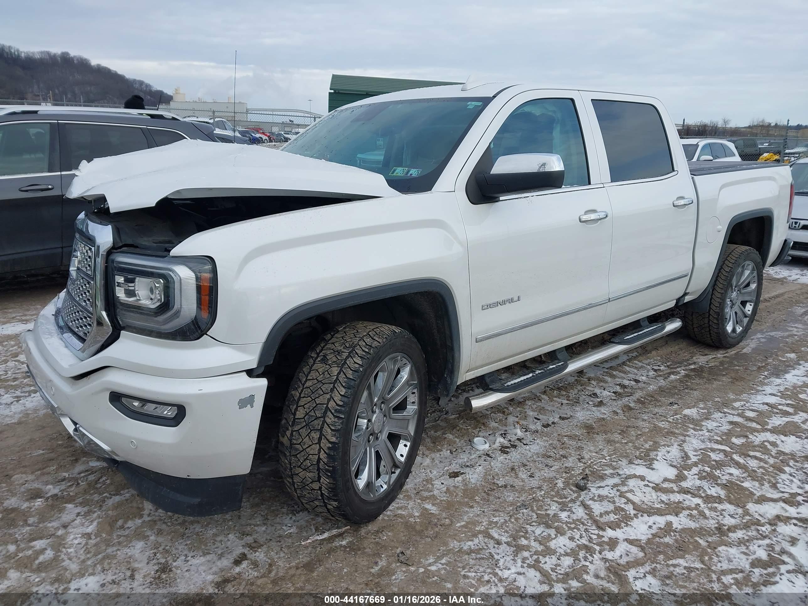GMC SIERRA image 2