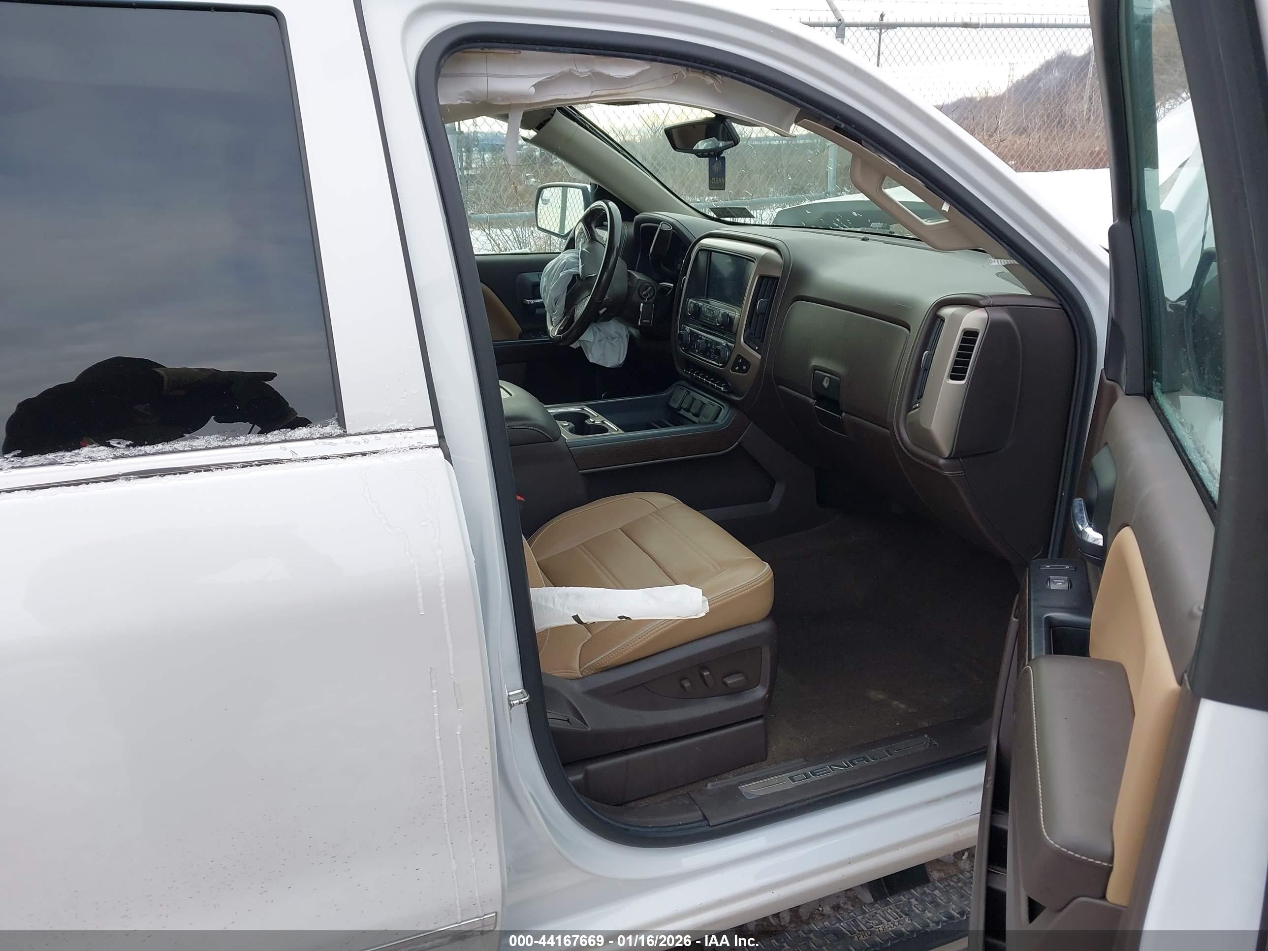 GMC SIERRA image 5