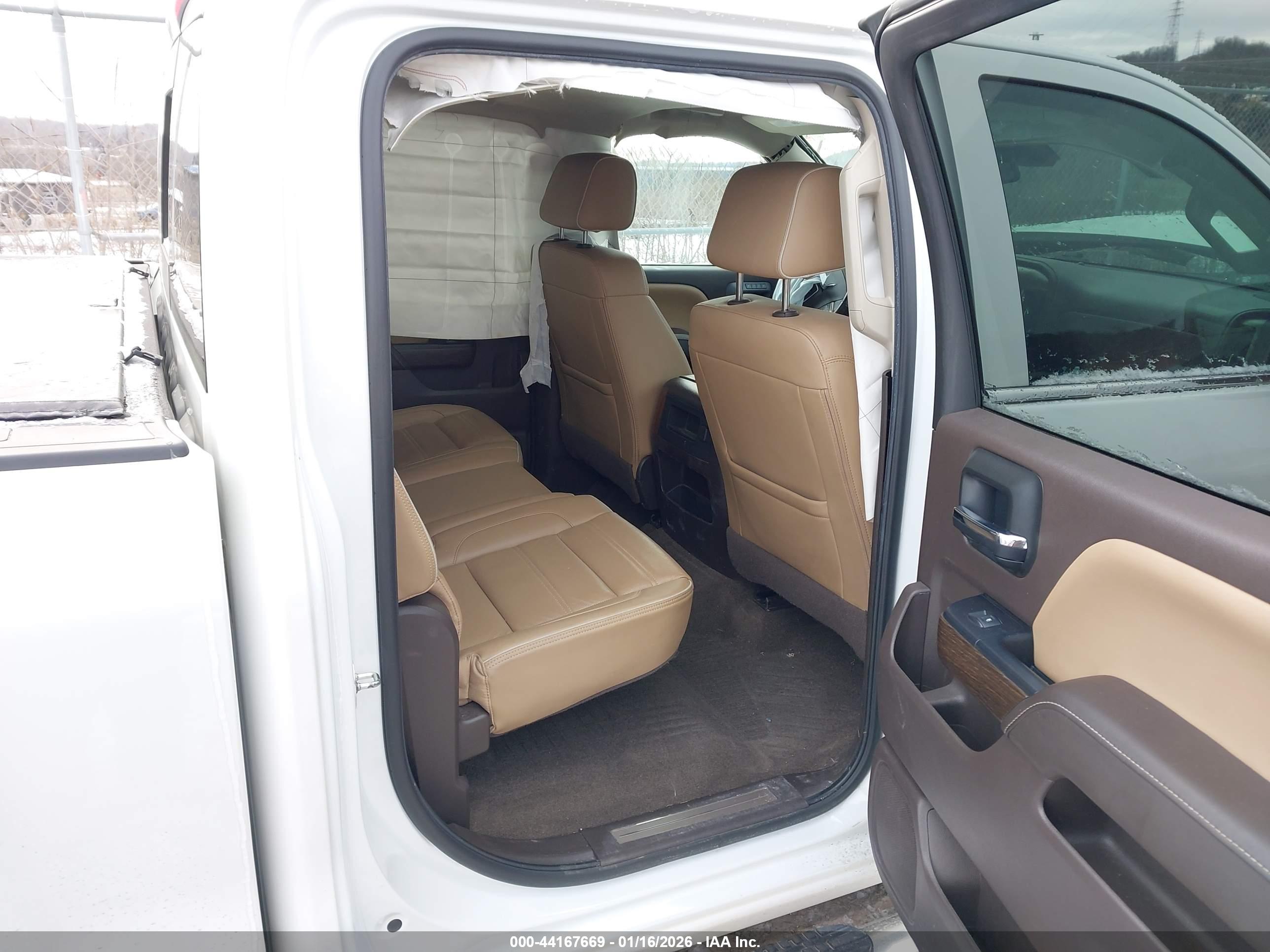 GMC SIERRA image 8