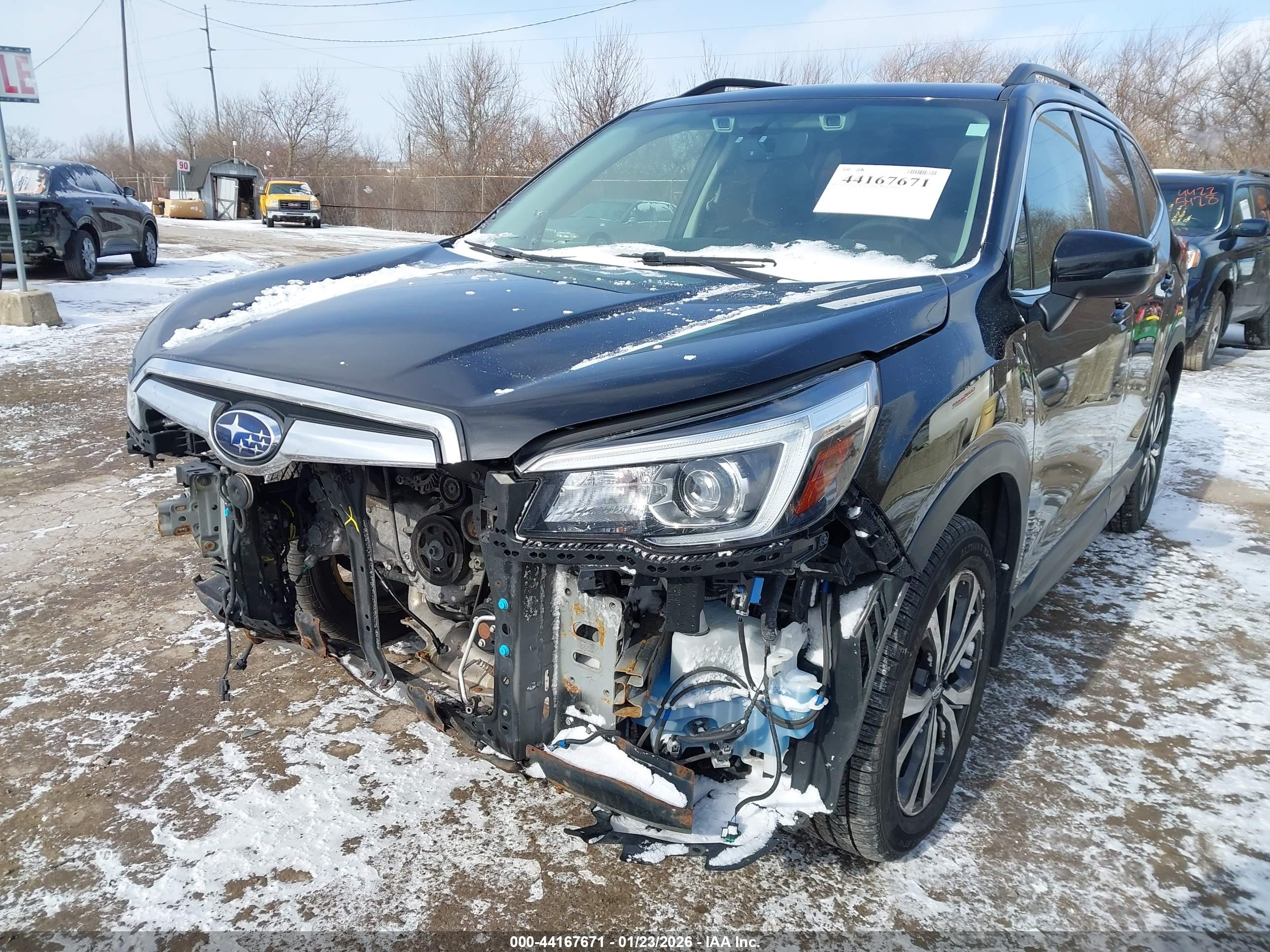 SUBARU FORESTER image 6