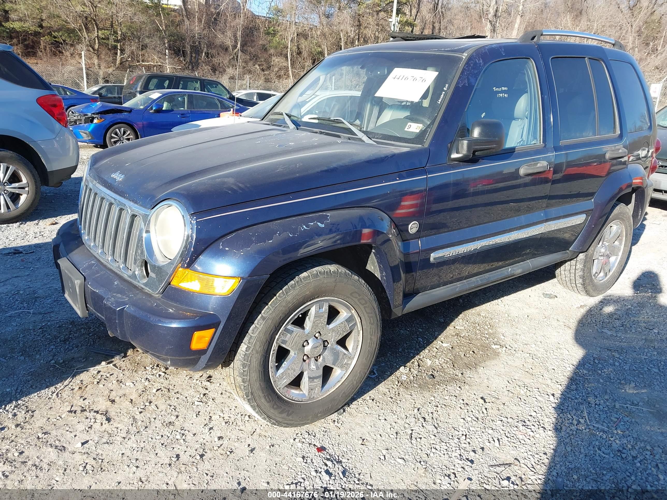 JEEP LIBERTY image 2