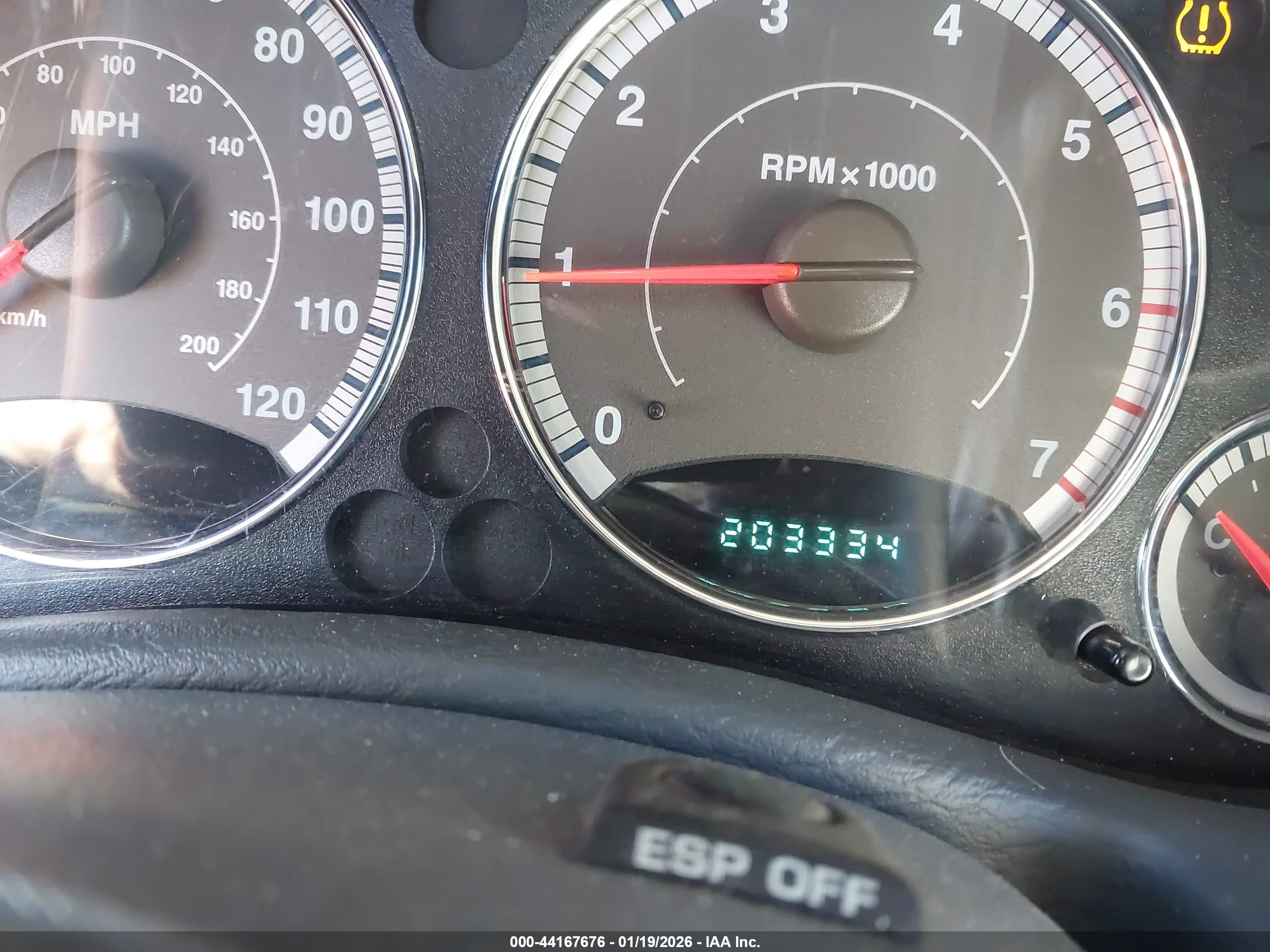 JEEP LIBERTY image 7