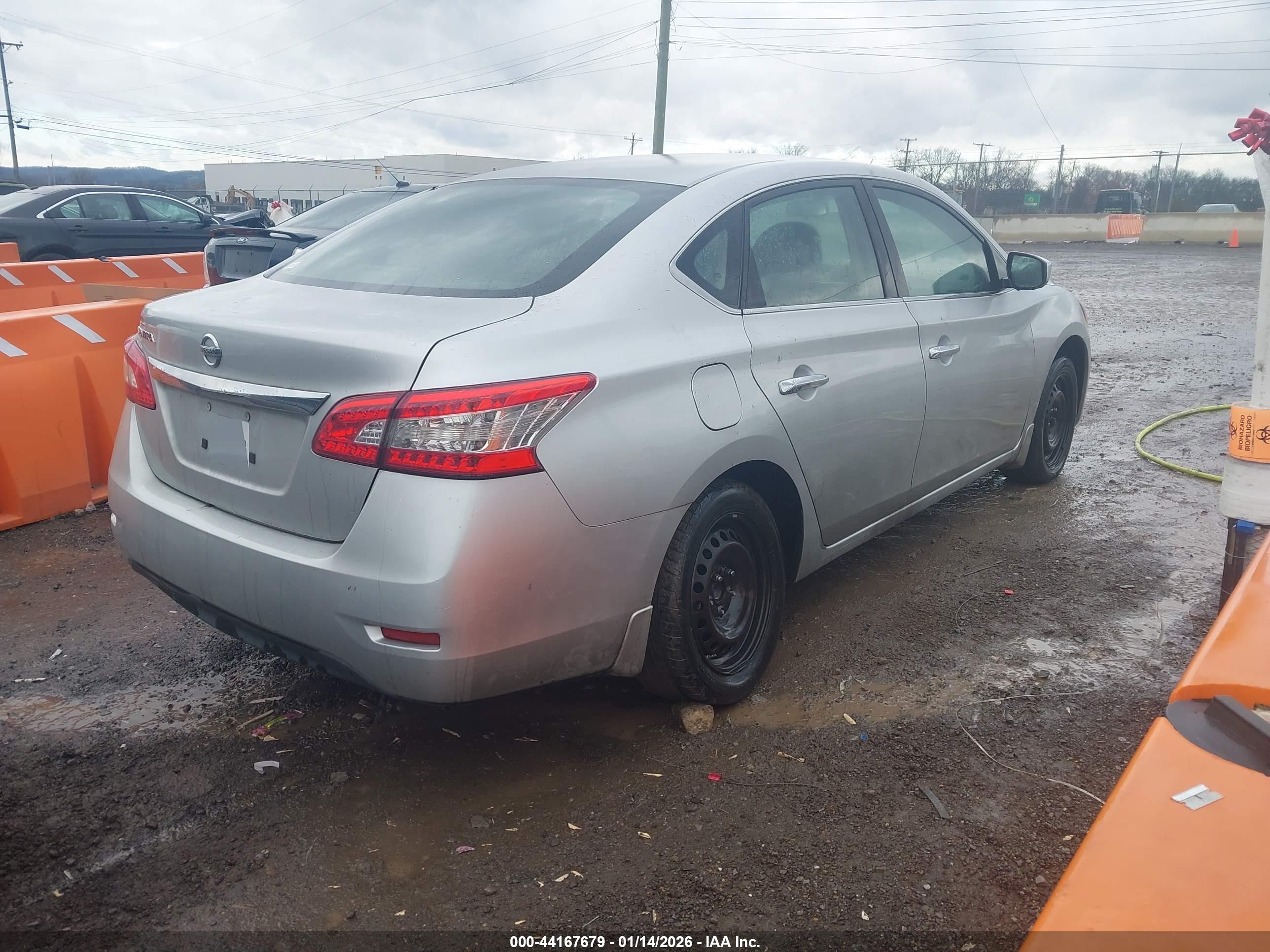 NISSAN SENTRA image 4