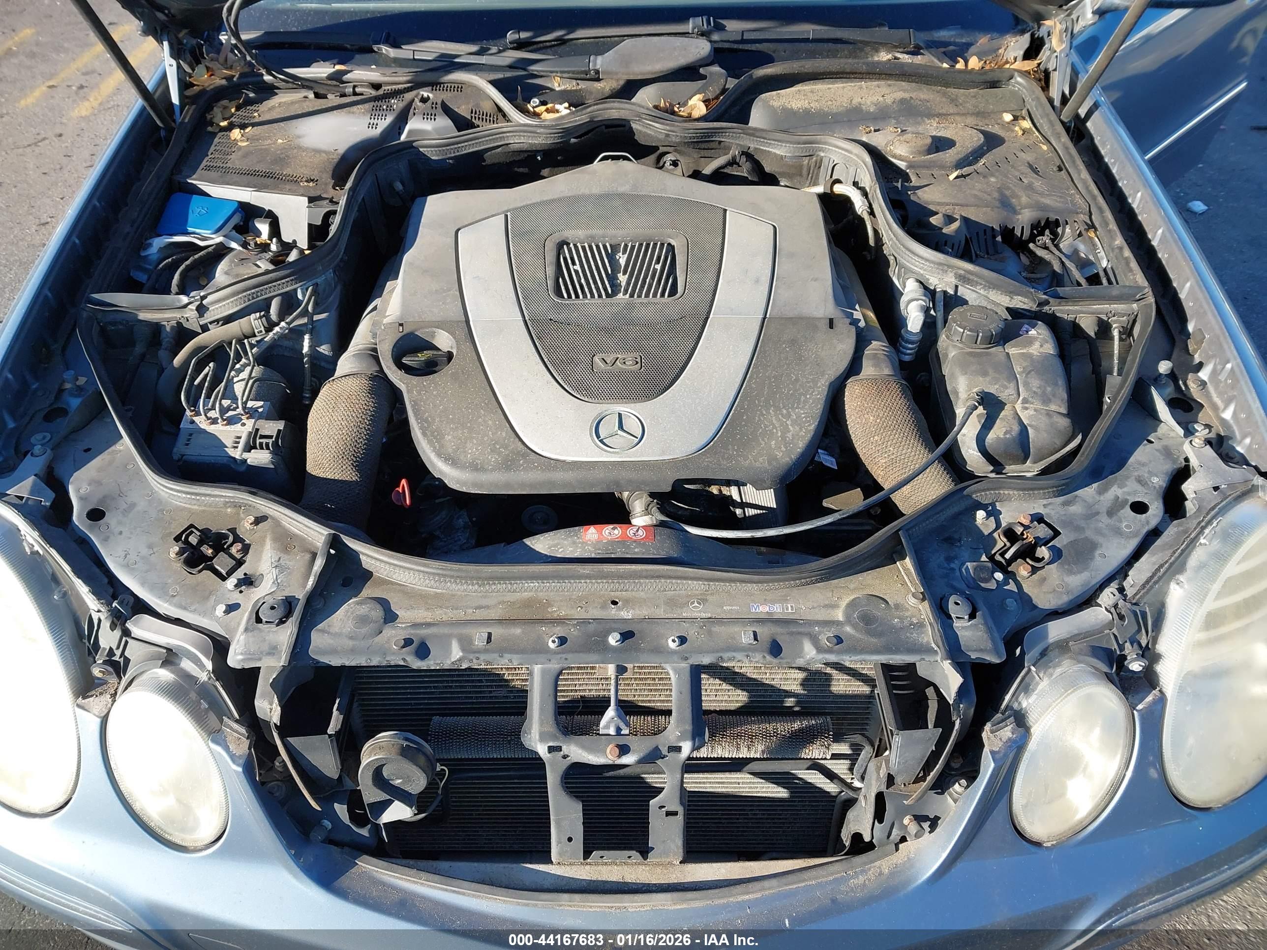 MERCEDES-BENZ E image 10