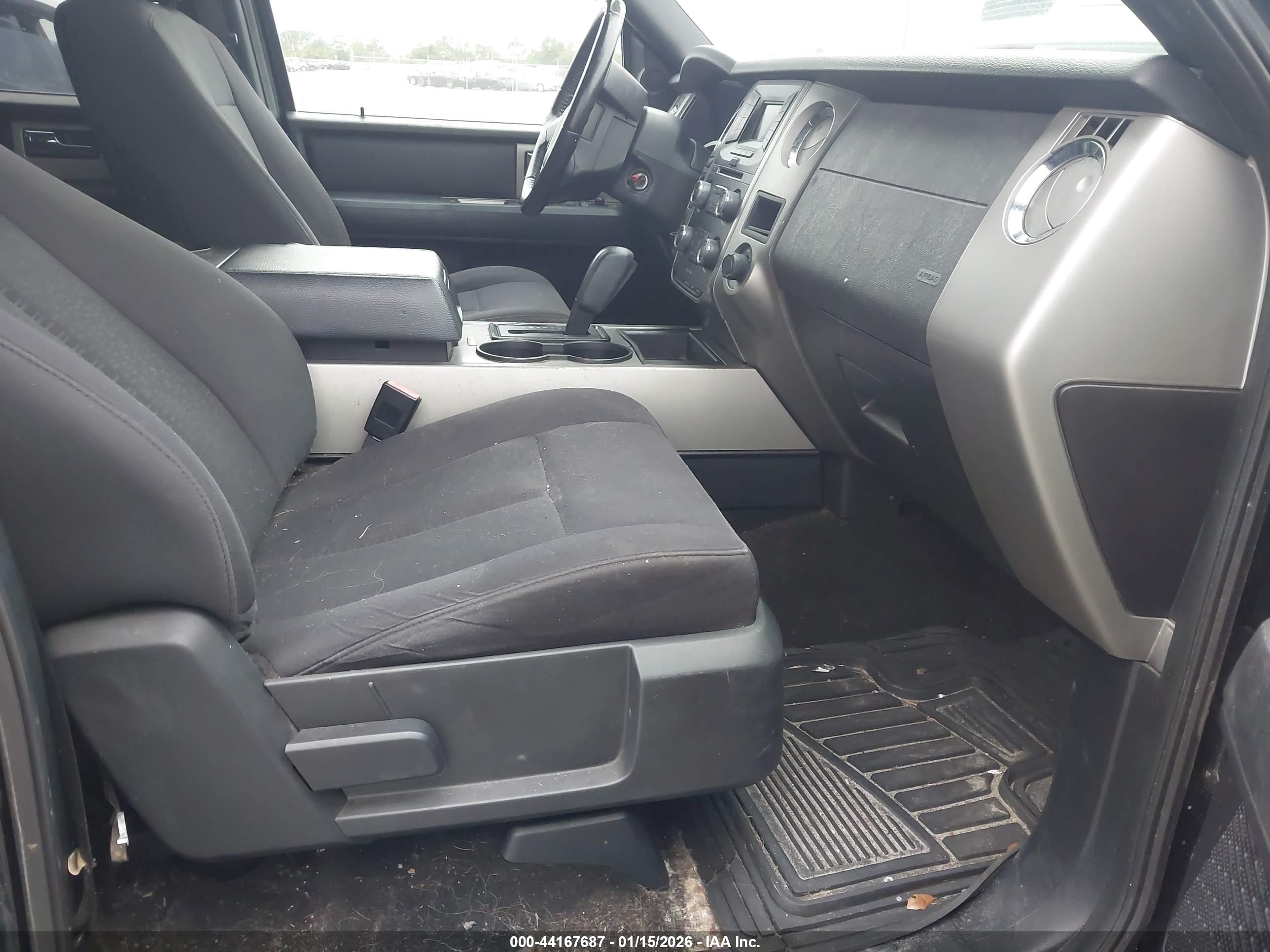 FORD EXPEDITION image 5