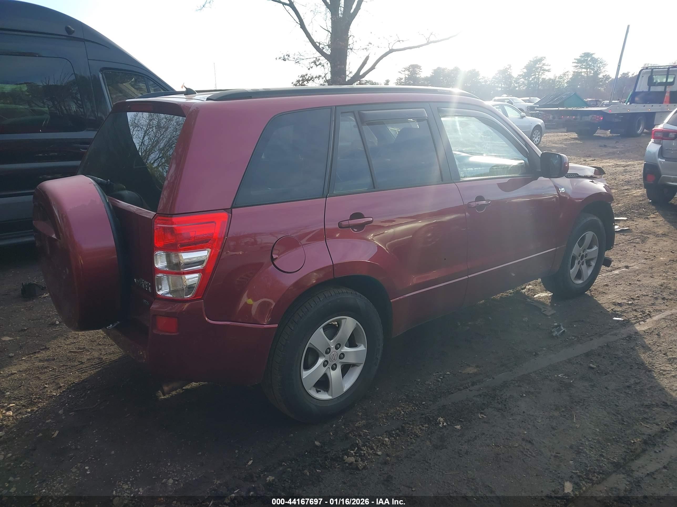 SUZUKI GRAND image 4