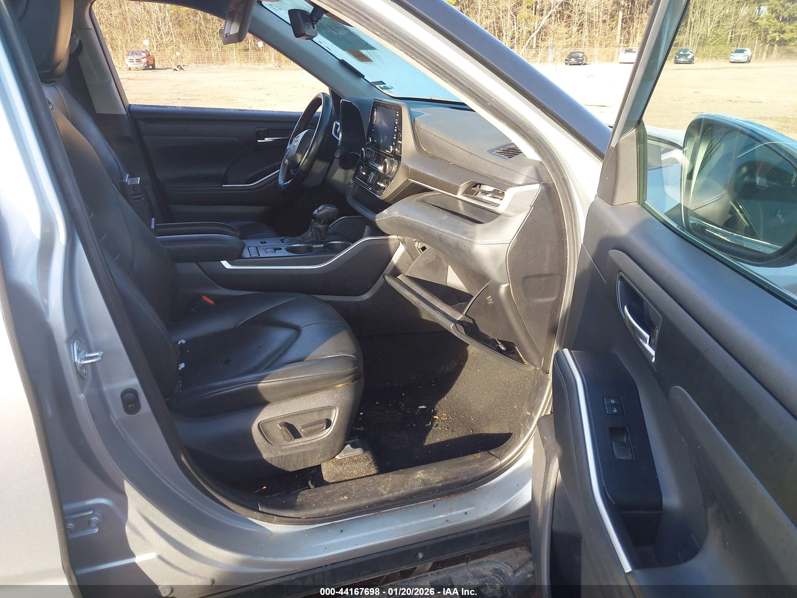 TOYOTA HIGHLANDER image 5