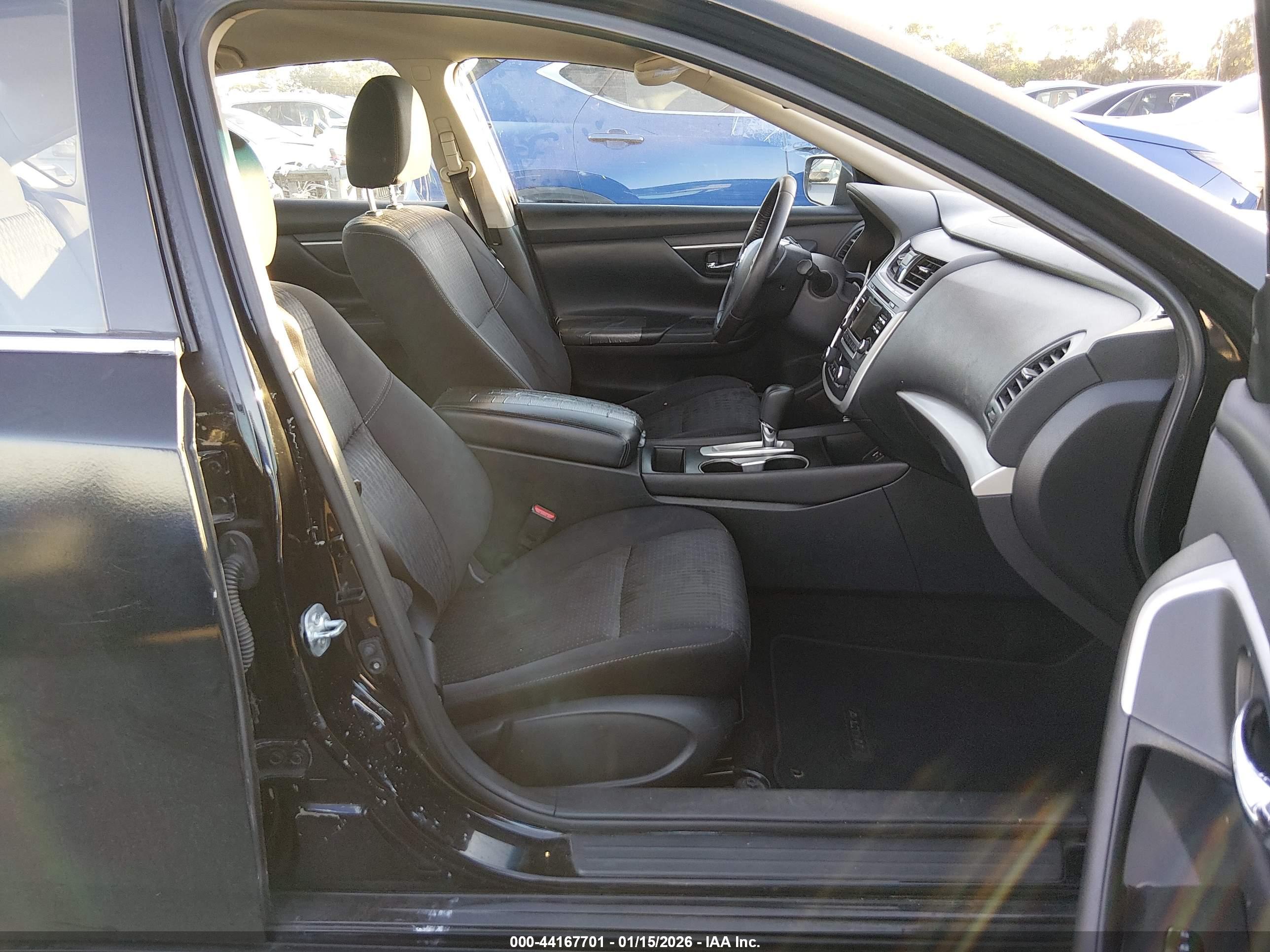 NISSAN ALTIMA image 5
