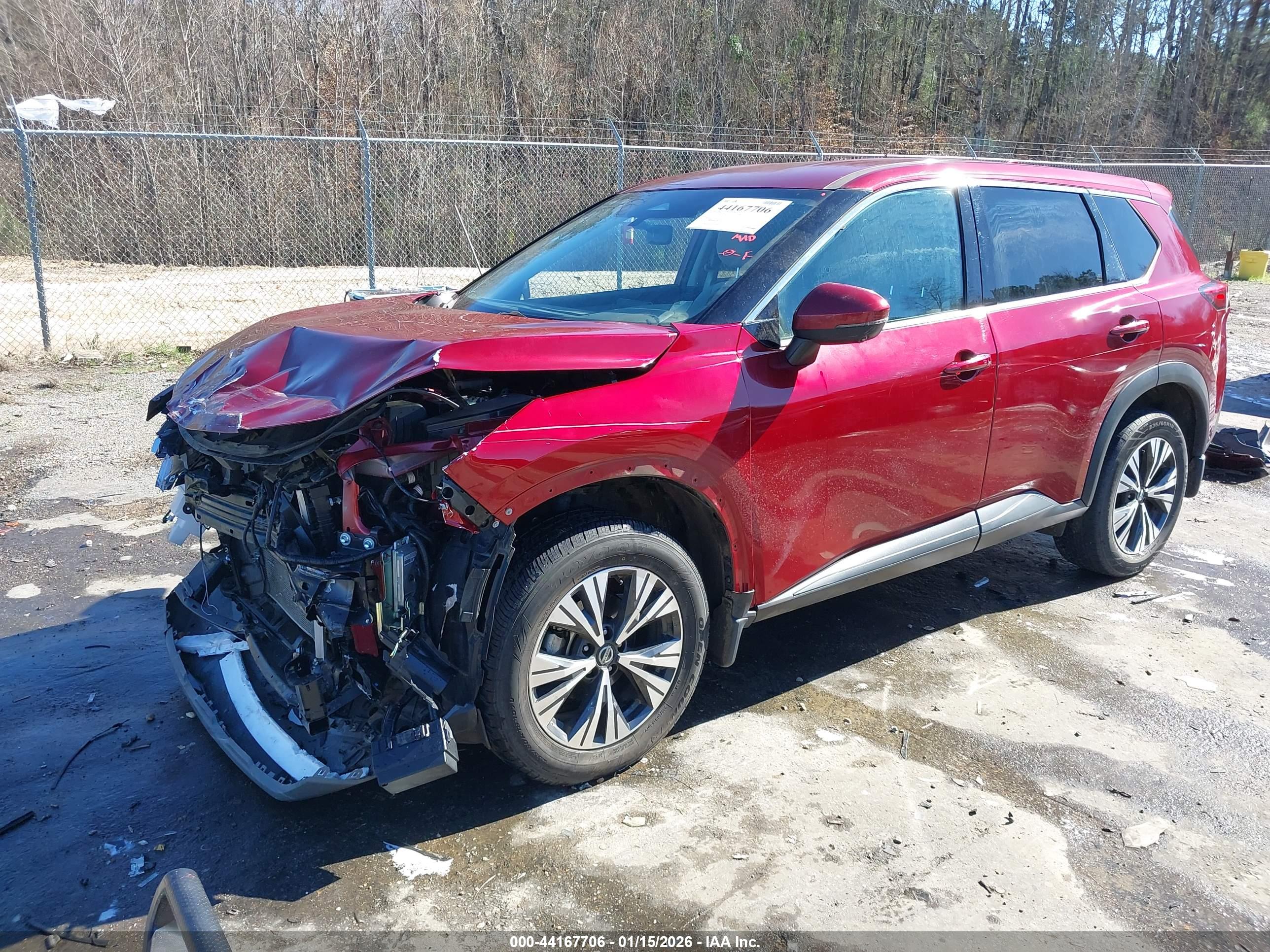 NISSAN ROGUE image 2