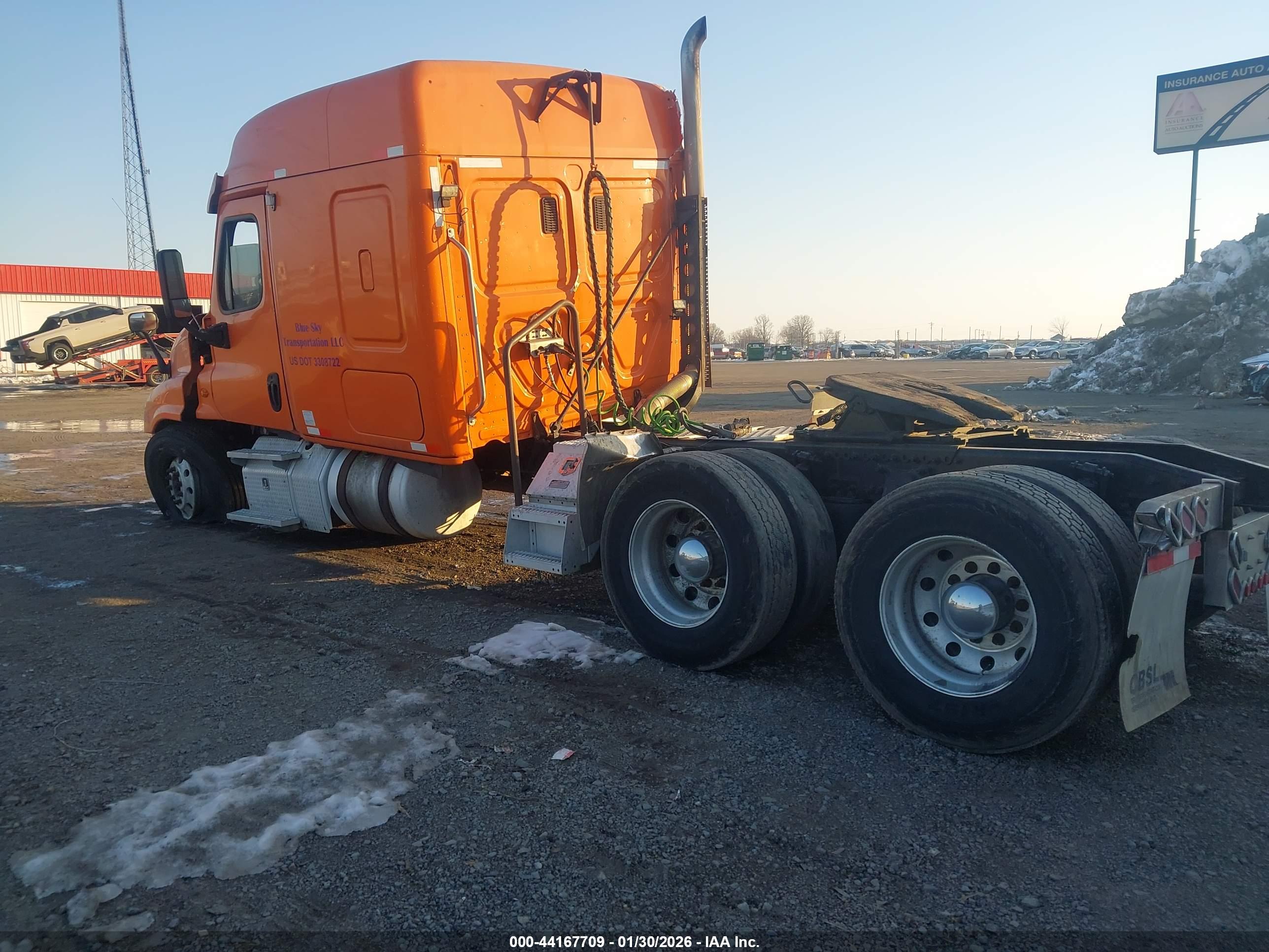 FREIGHTLINER CASCADIA image 3