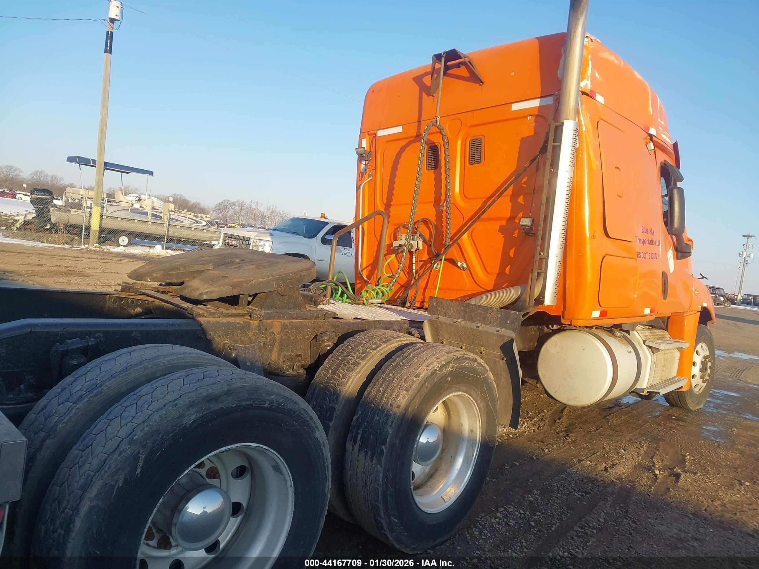 FREIGHTLINER CASCADIA image 4