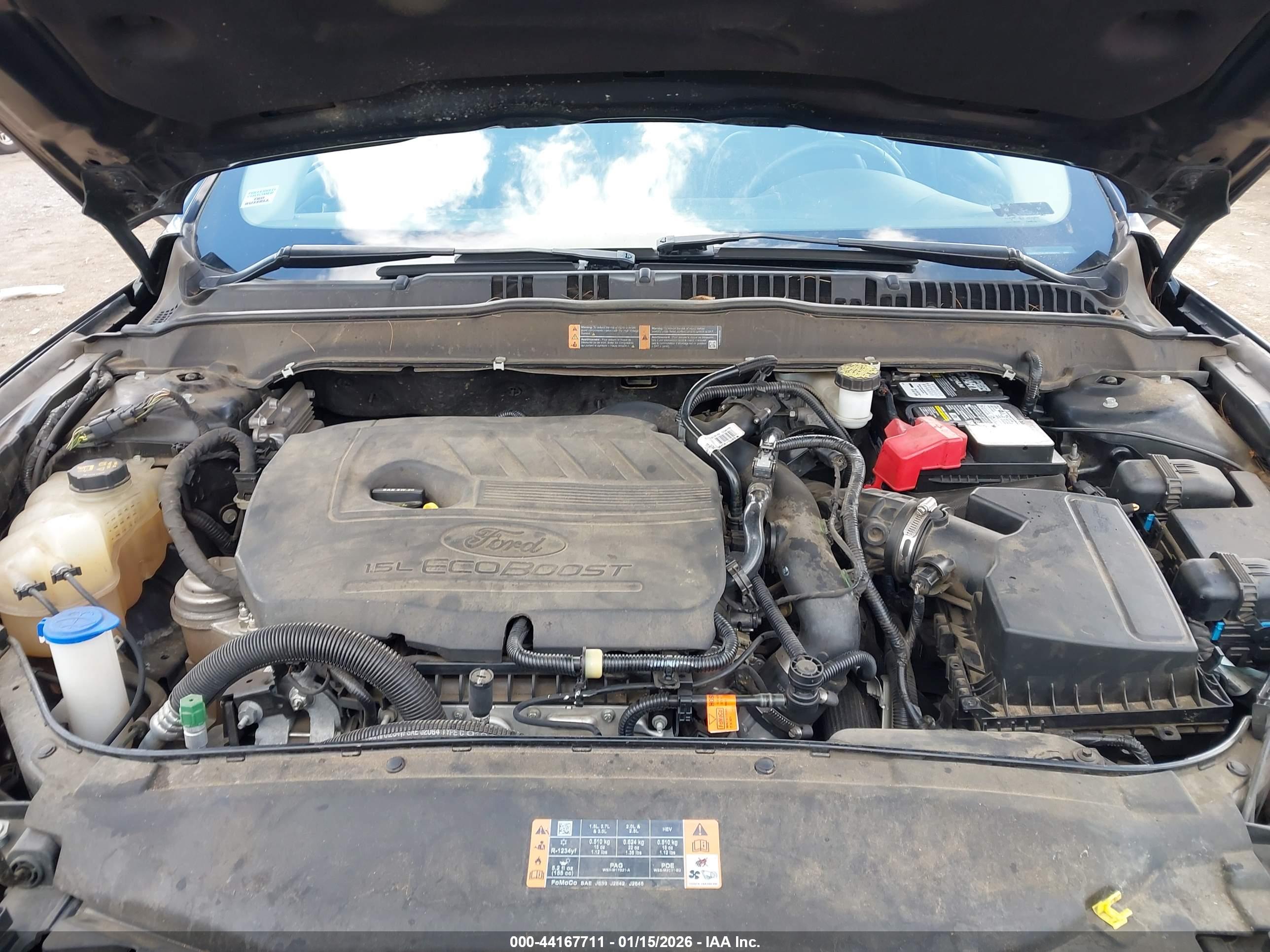 FORD FUSION image 10