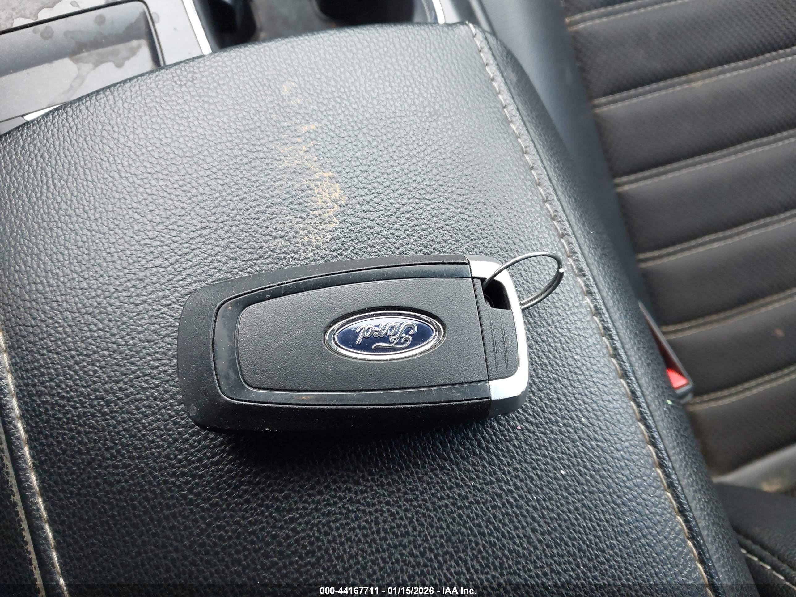 FORD FUSION image 11