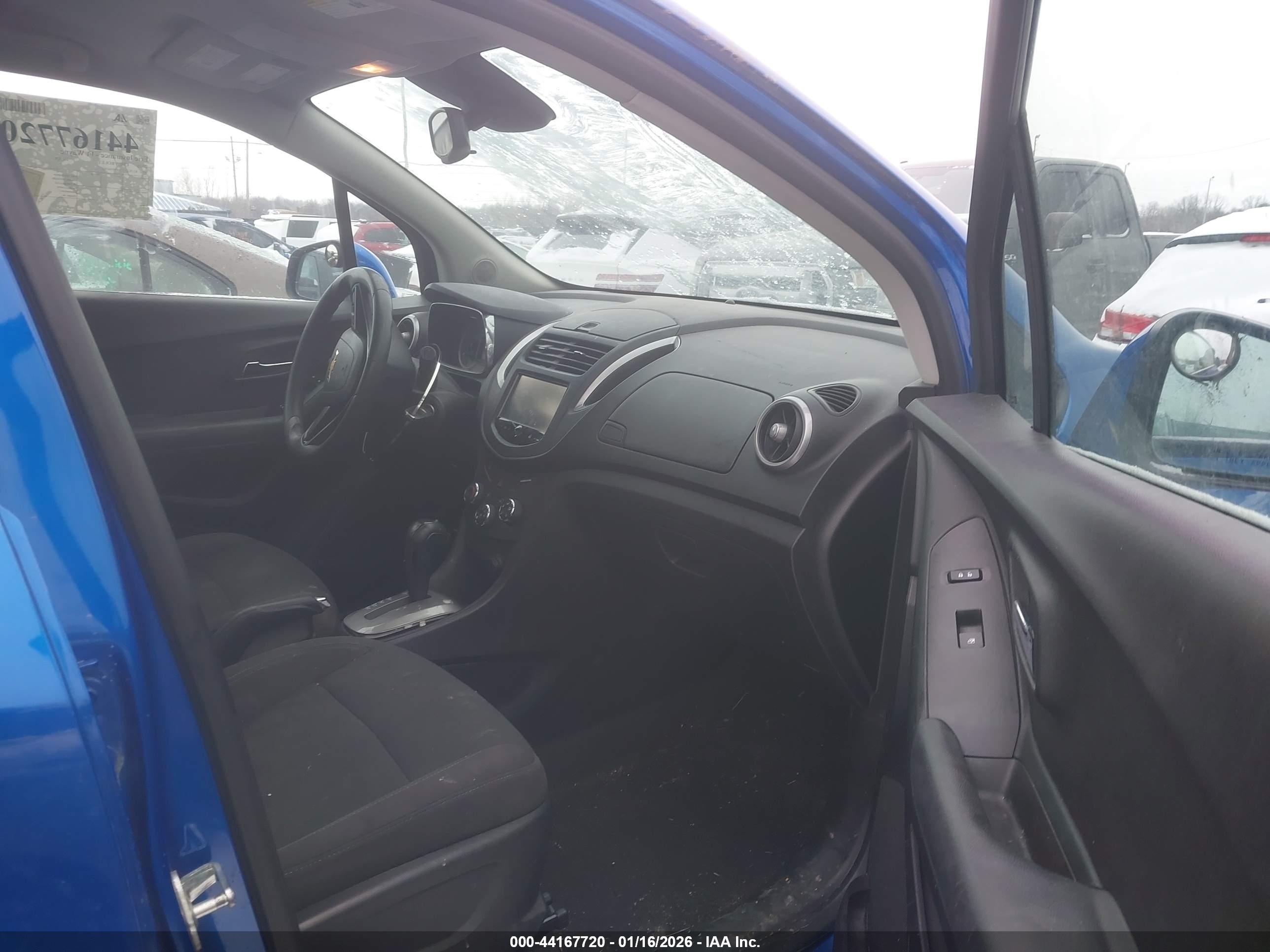 CHEVROLET TRAX image 5
