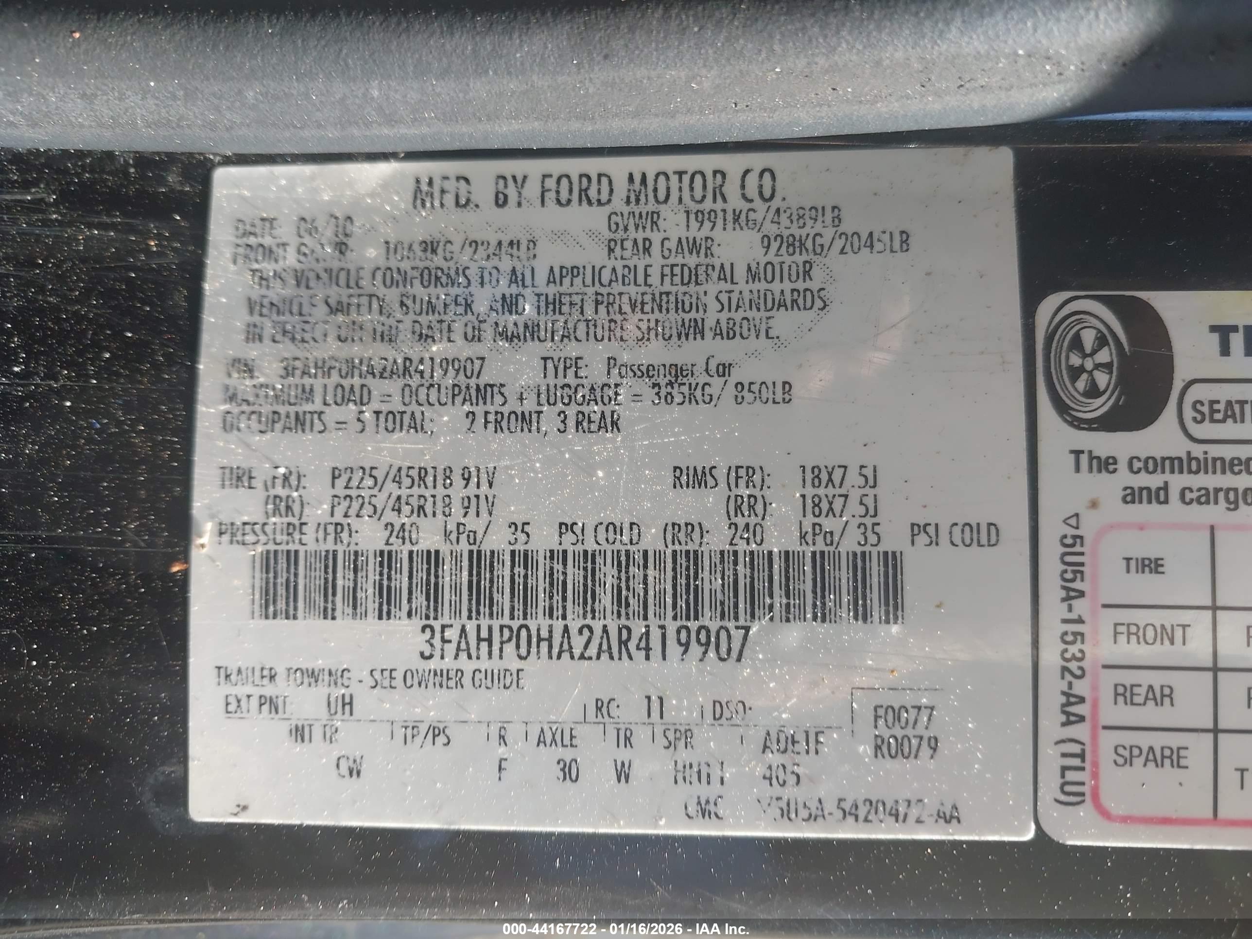 FORD FUSION image 9