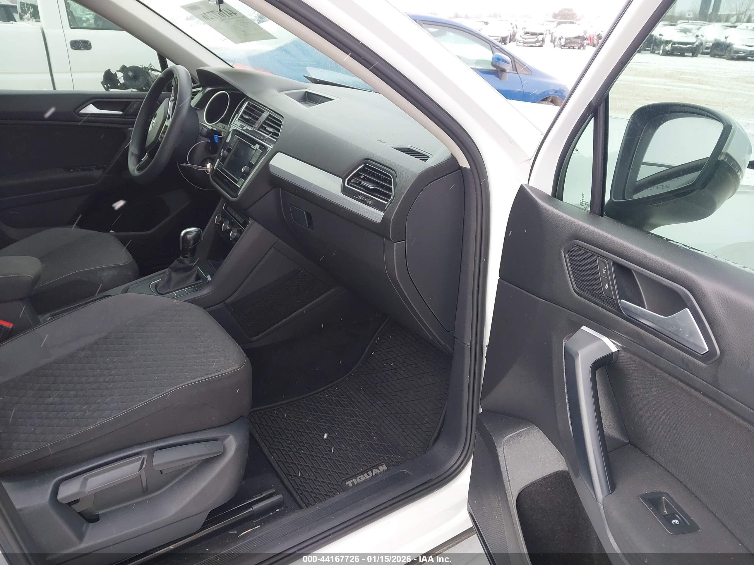 VOLKSWAGEN TIGUAN image 5
