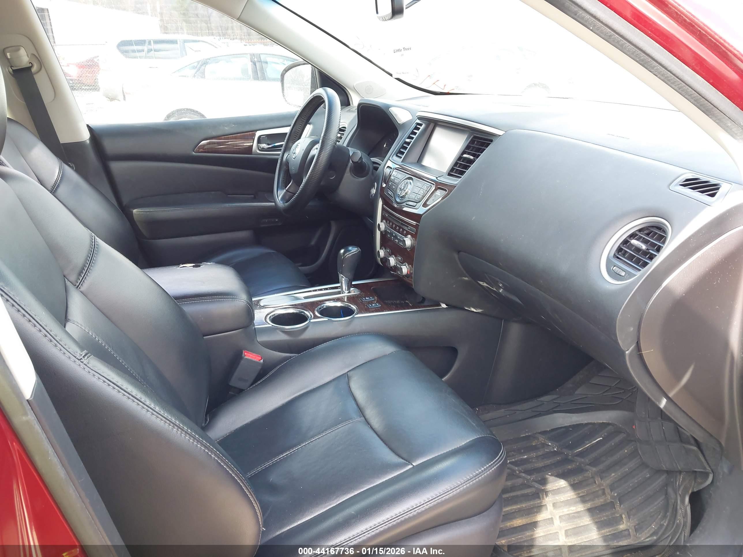 NISSAN PATHFINDER image 5