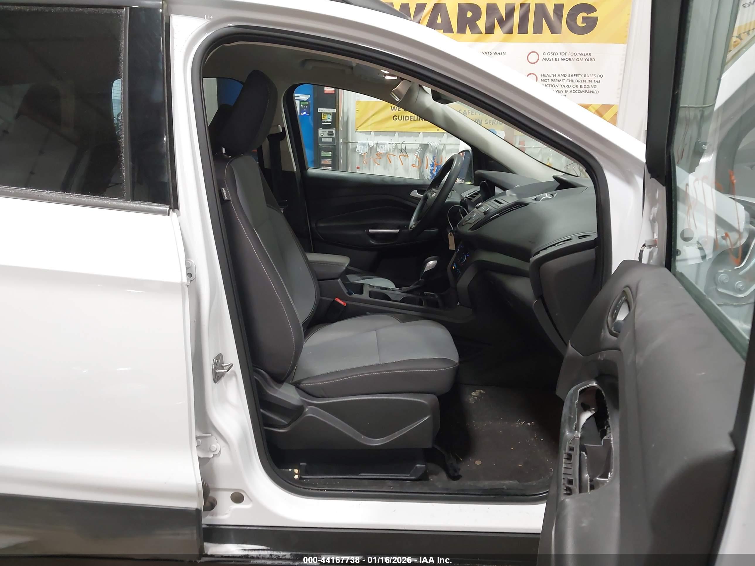 FORD ESCAPE image 5